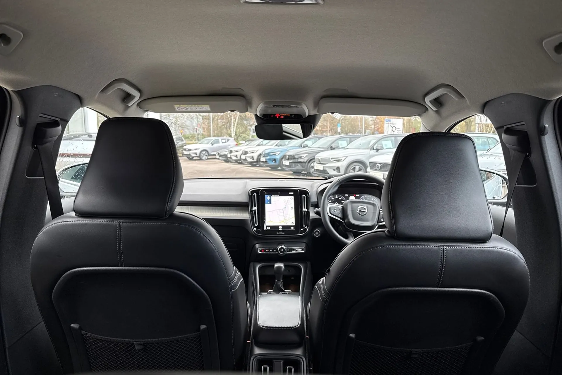 Volvo XC40 thumbnail image number 22