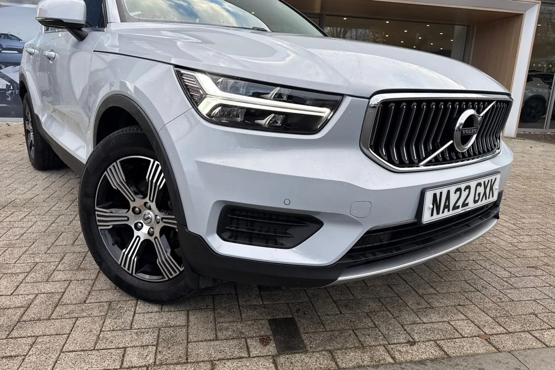 Volvo XC40 thumbnail image number 7
