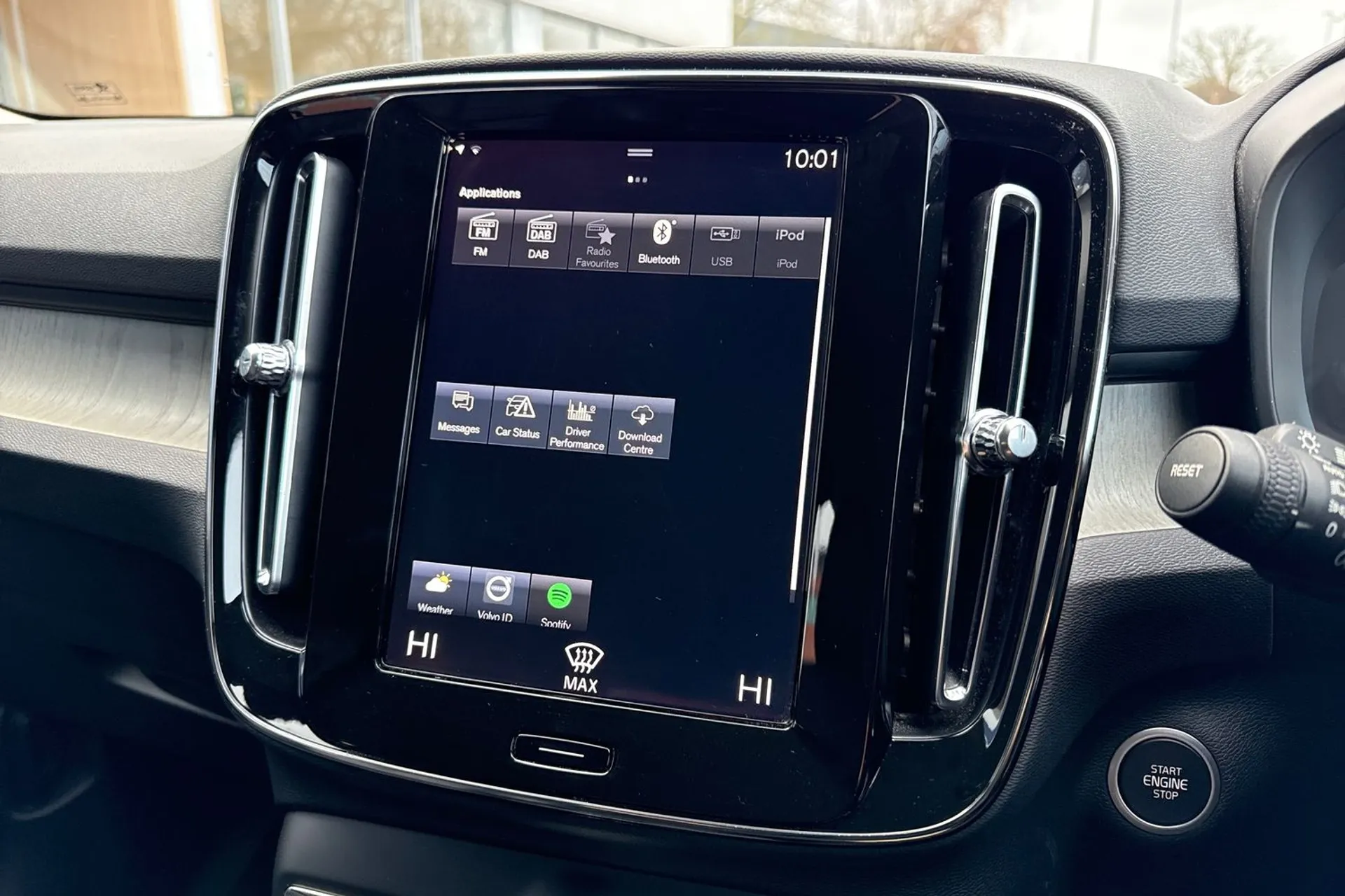 Volvo XC40 thumbnail image number 40