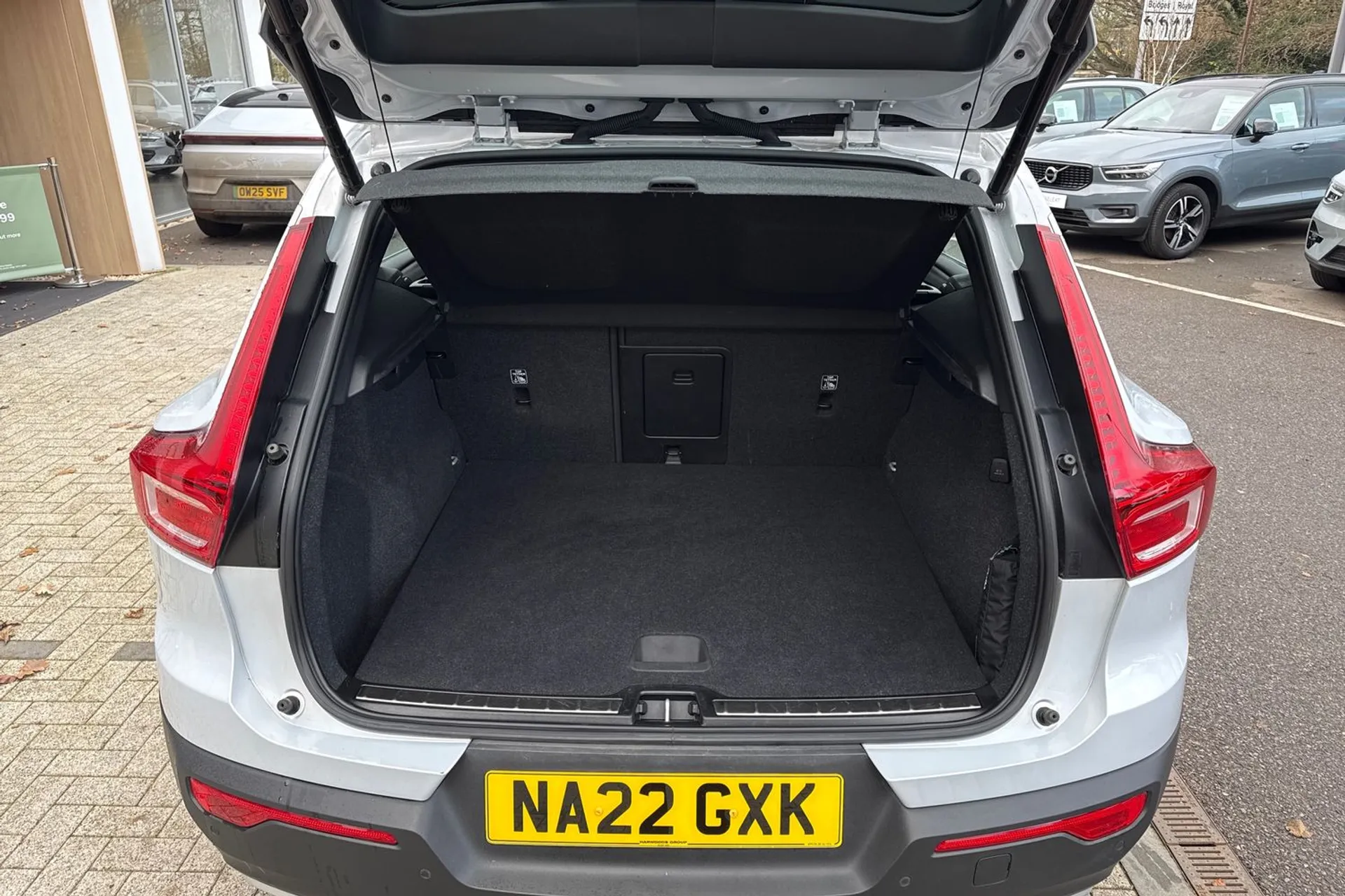 Volvo XC40 thumbnail image number 20