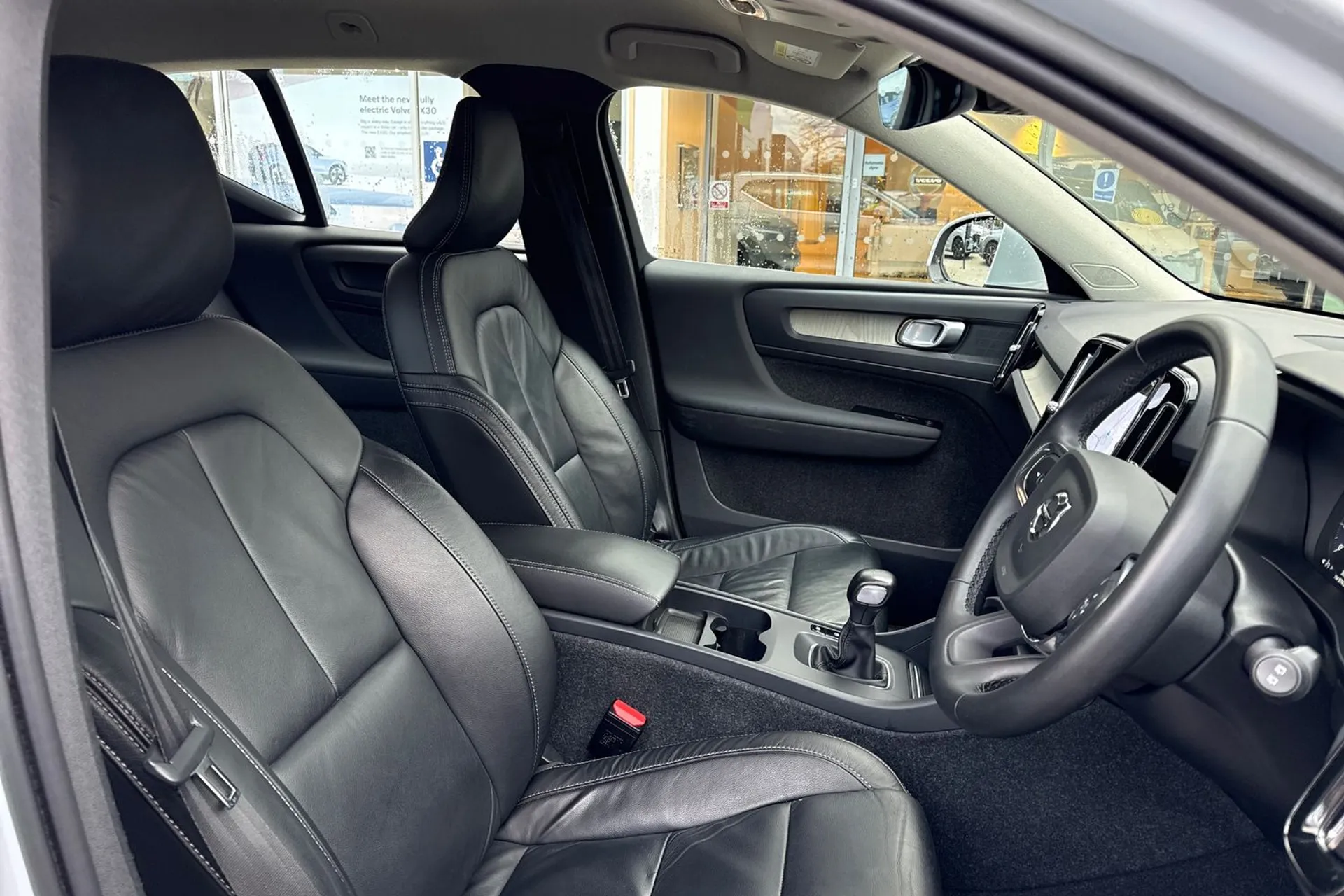 Volvo XC40 thumbnail image number 26