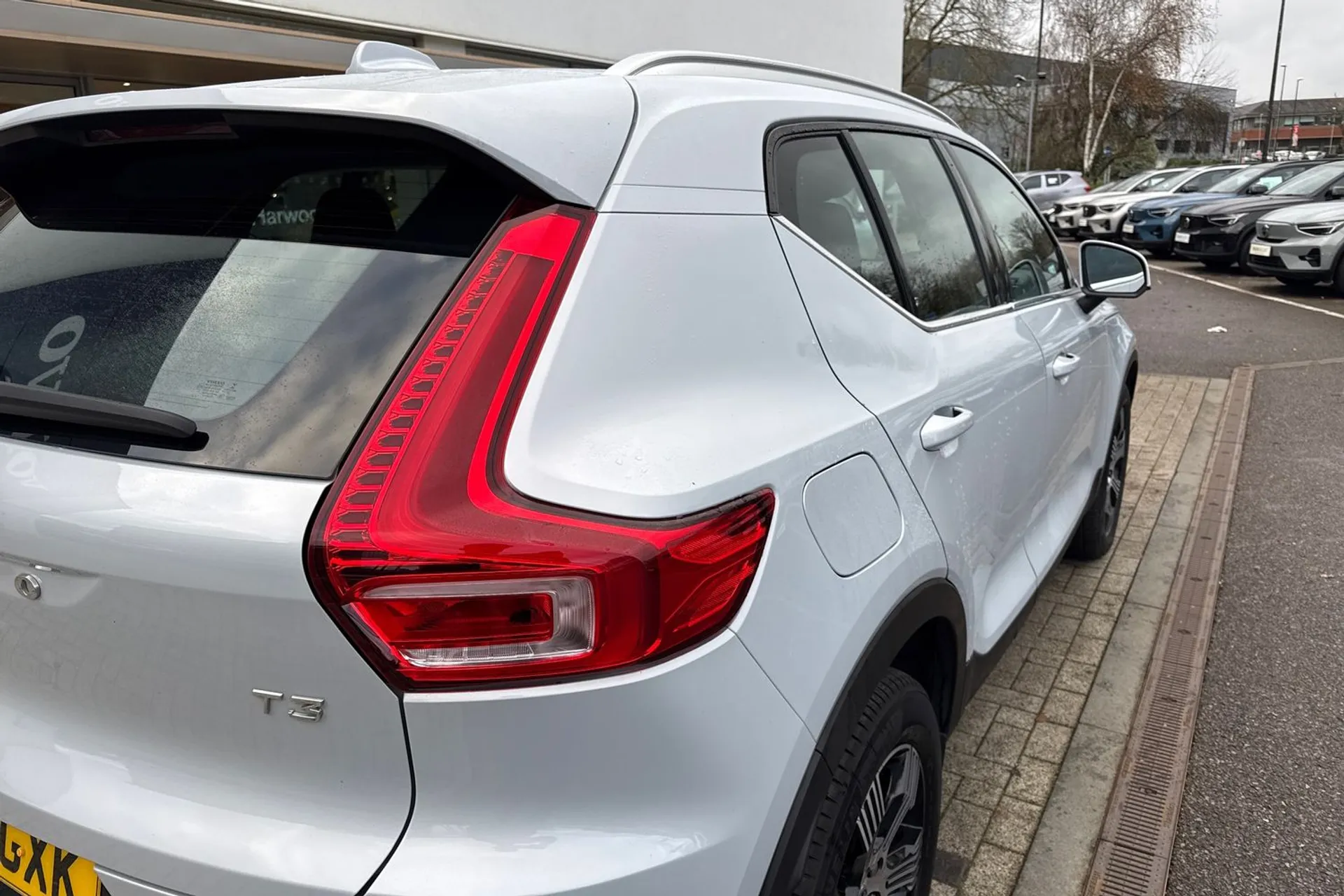 Volvo XC40 thumbnail image number 15