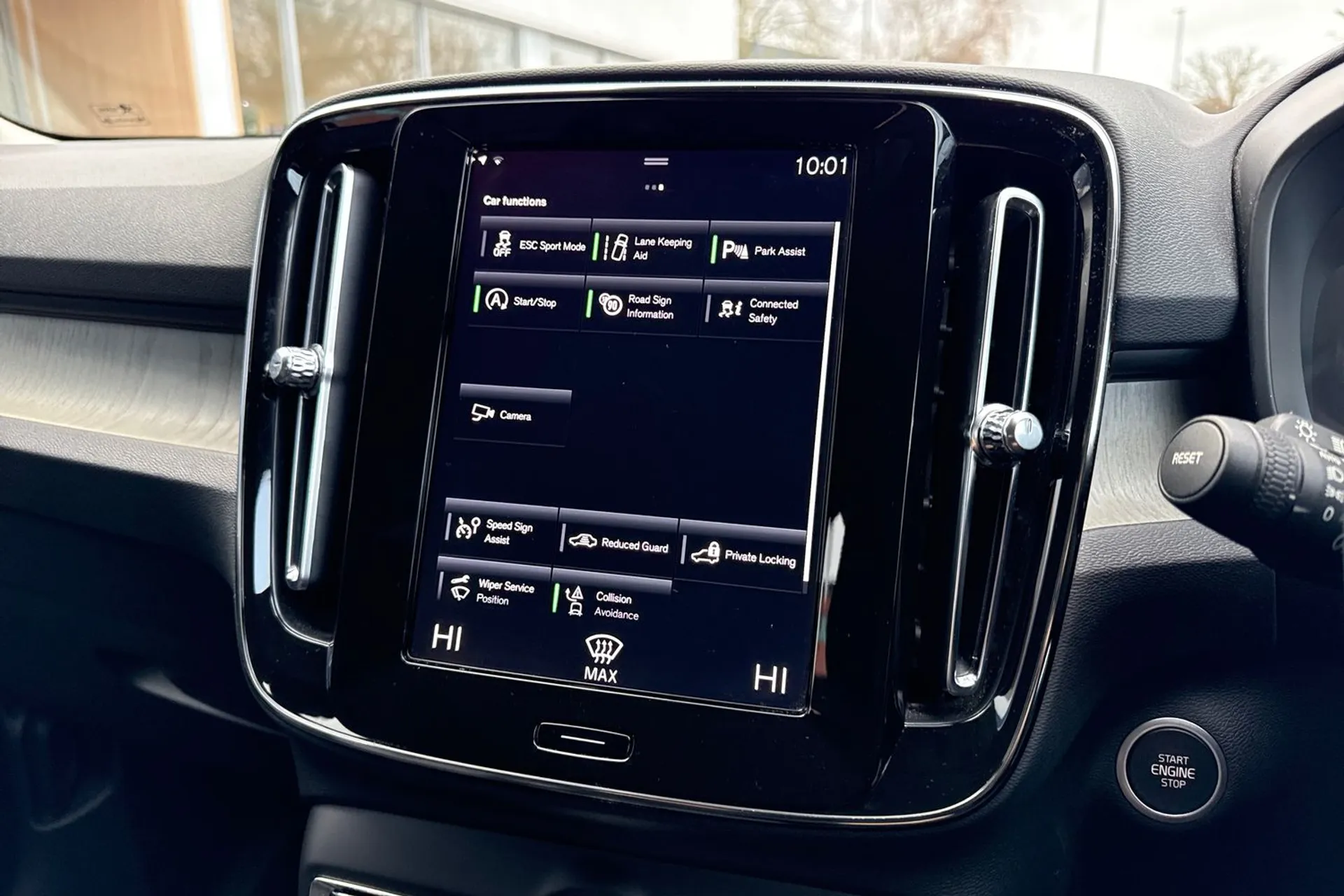 Volvo XC40 thumbnail image number 41