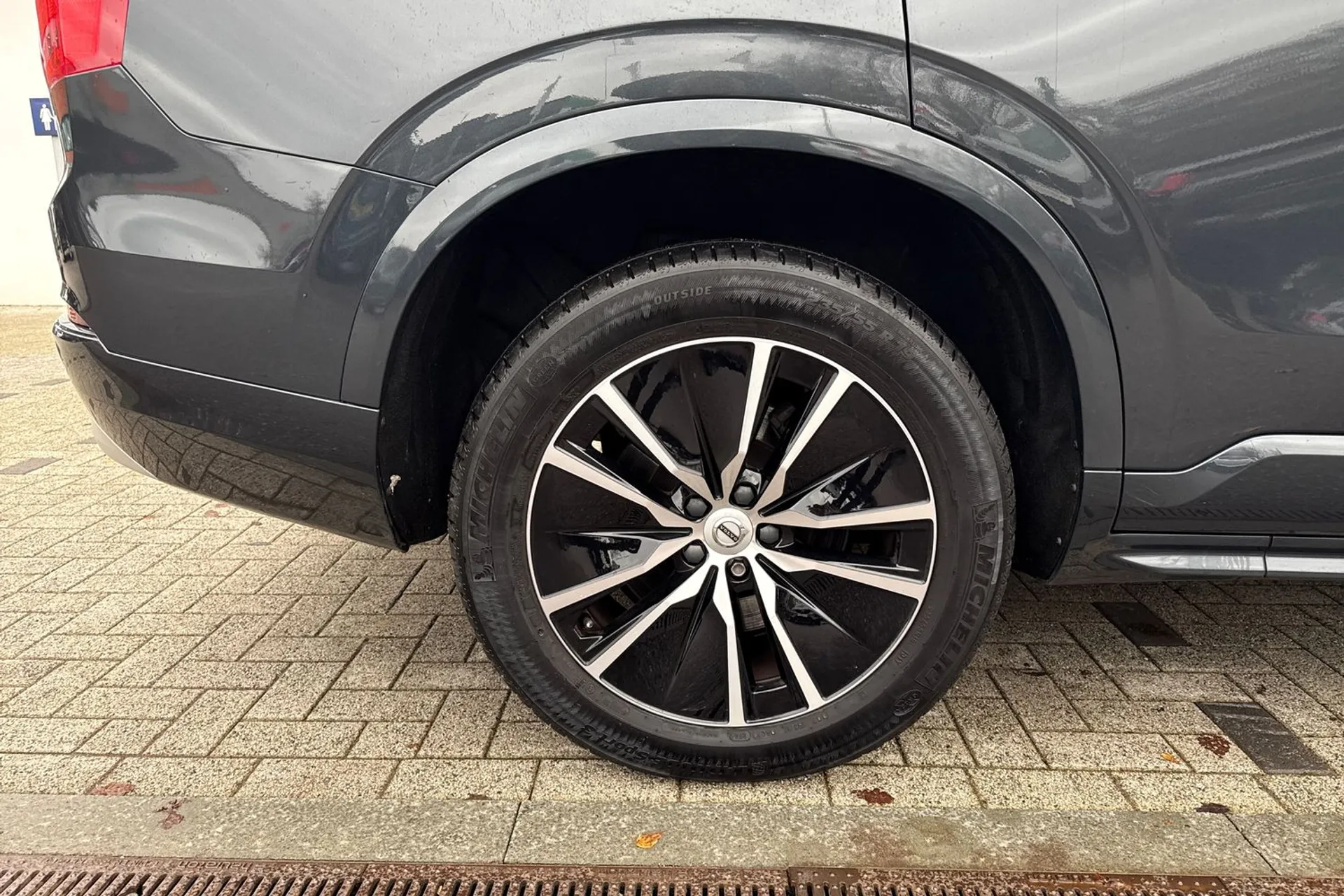 Volvo XC90 thumbnail image number 15