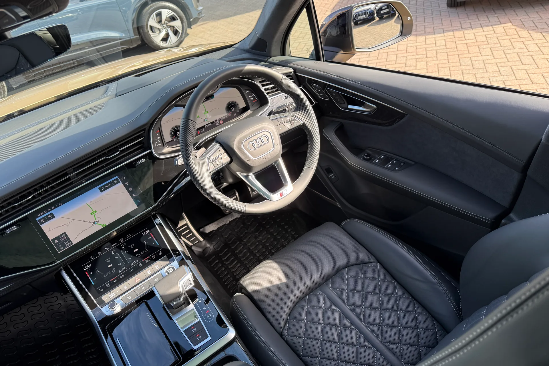 Audi Q7 thumbnail image number 58