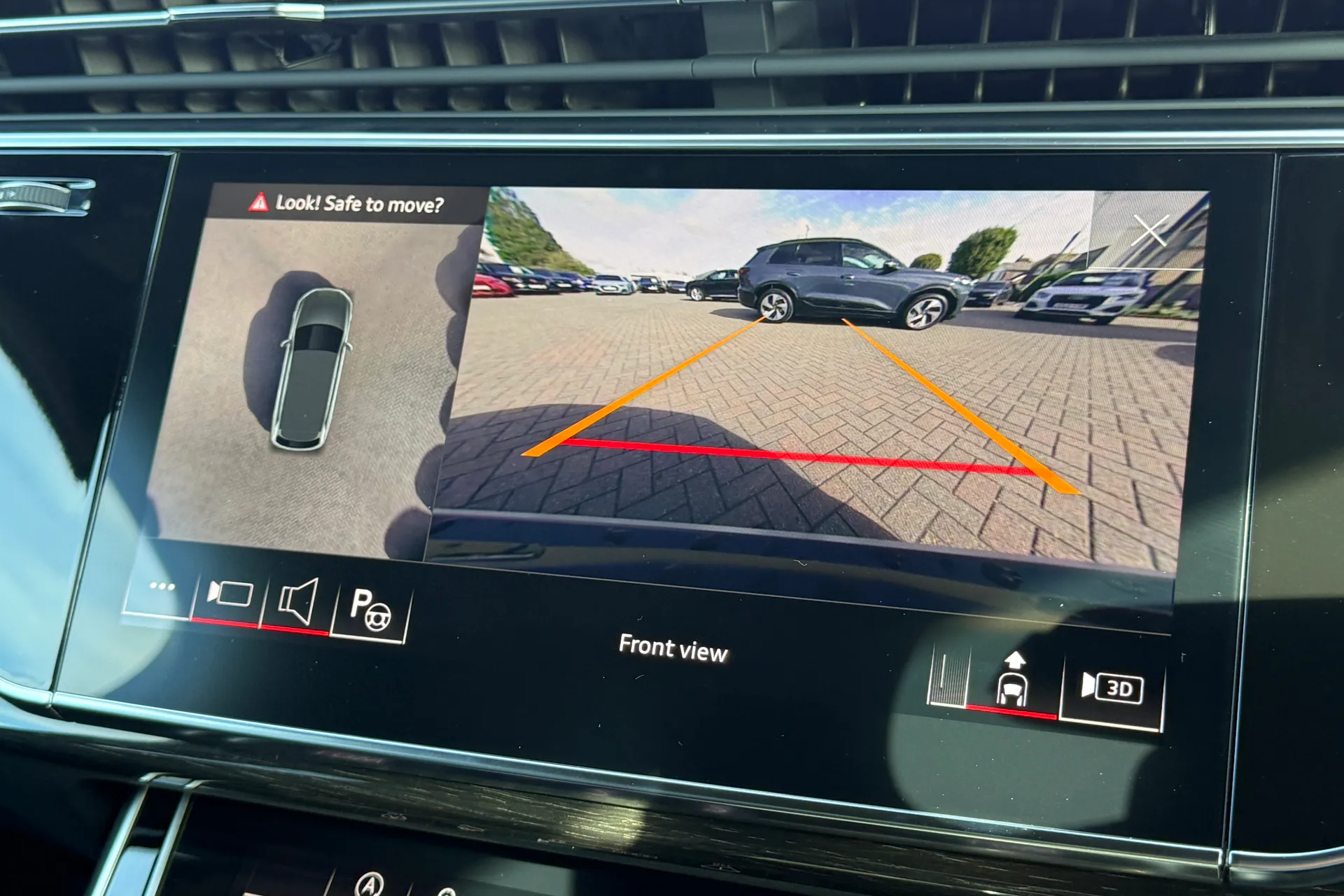 Audi Q7 thumbnail image number 14