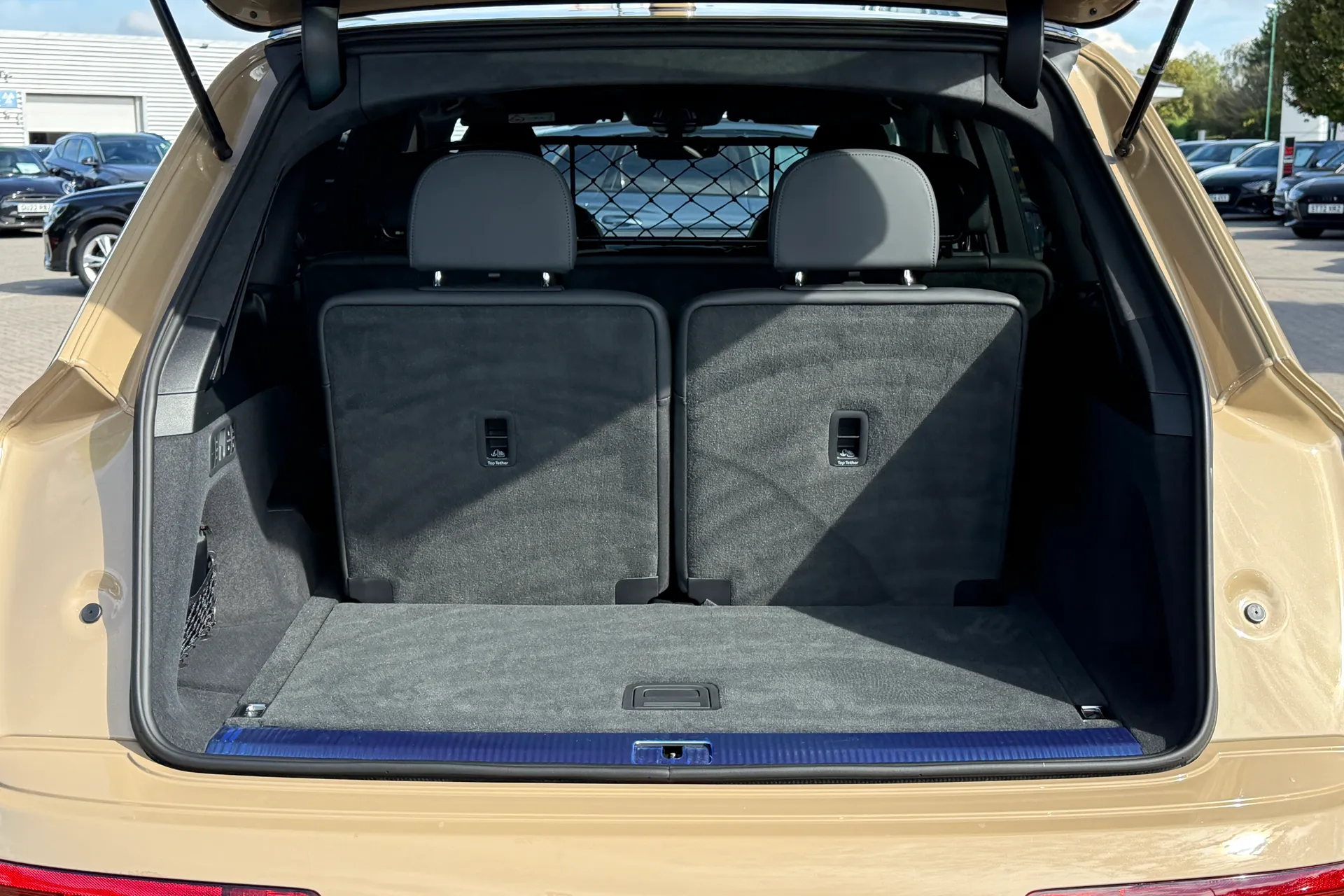 Audi Q7 thumbnail image number 52