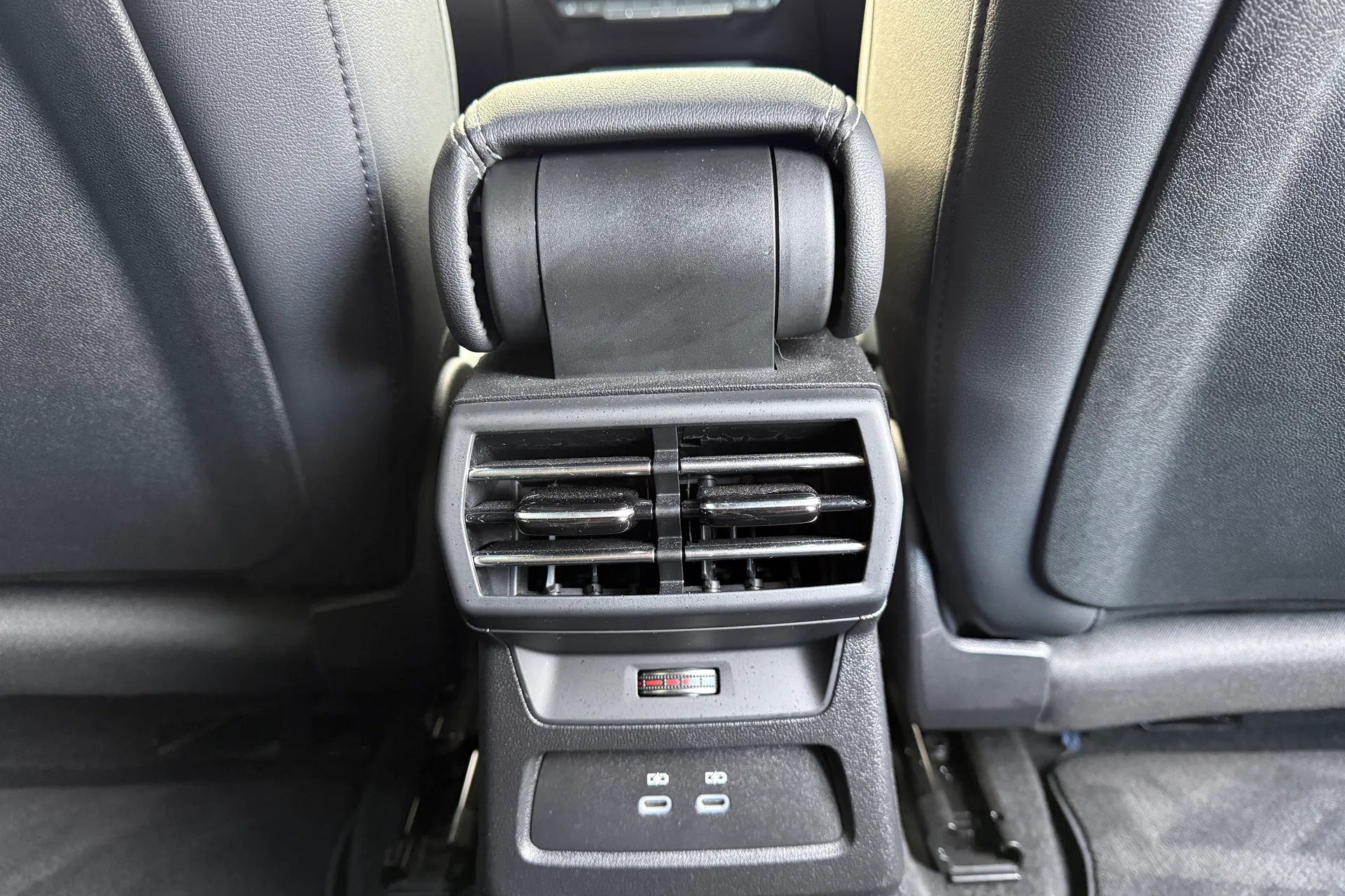 Audi A3 thumbnail image number 27