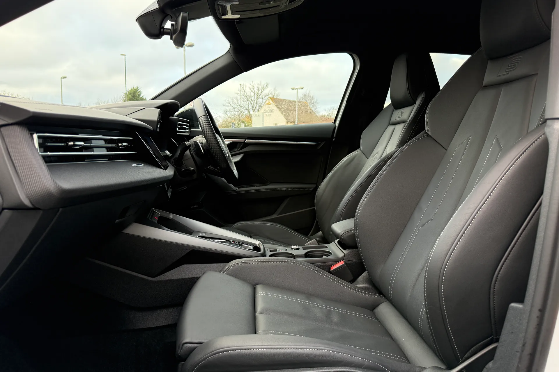 Audi A3 thumbnail image number 18