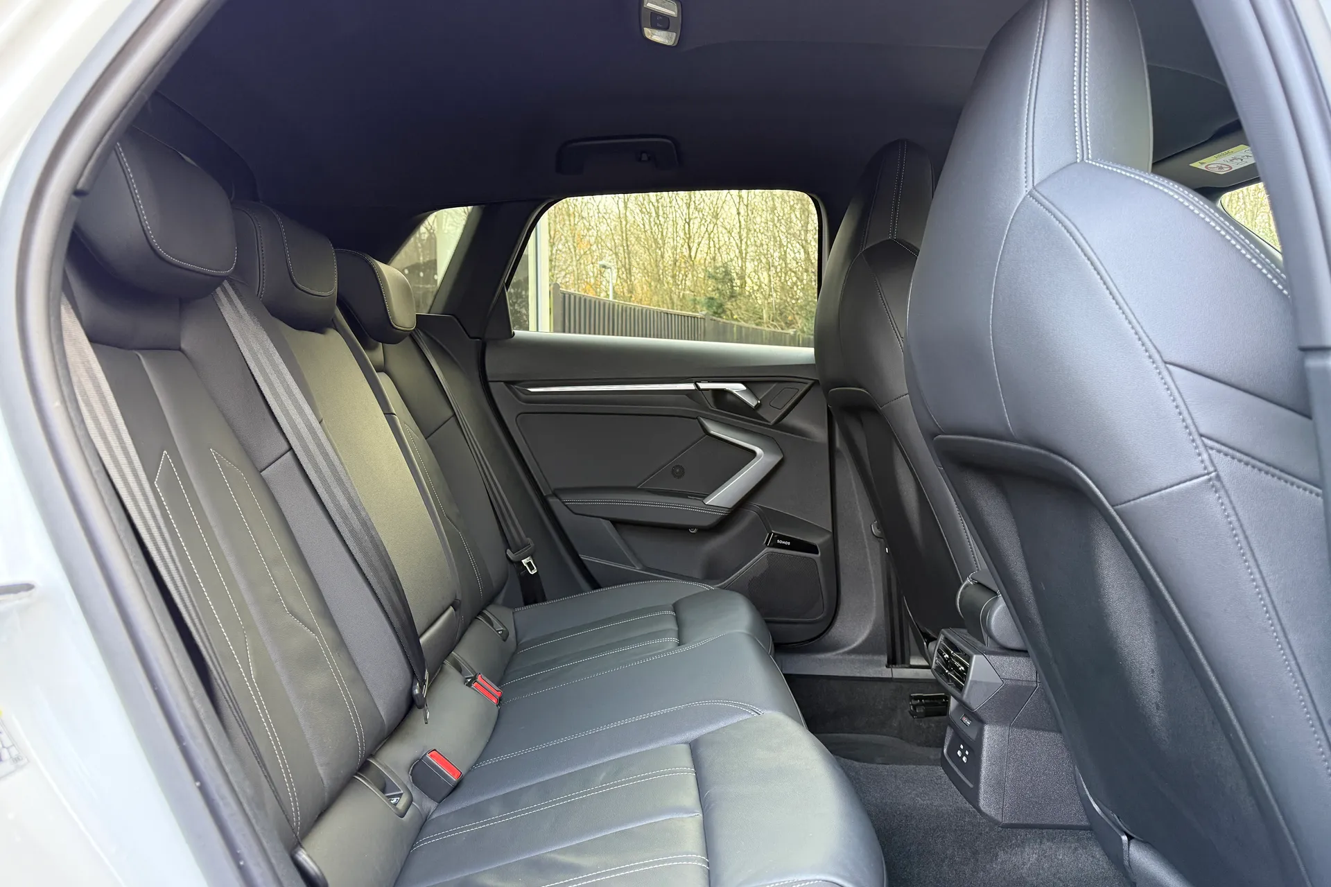 Audi A3 thumbnail image number 11