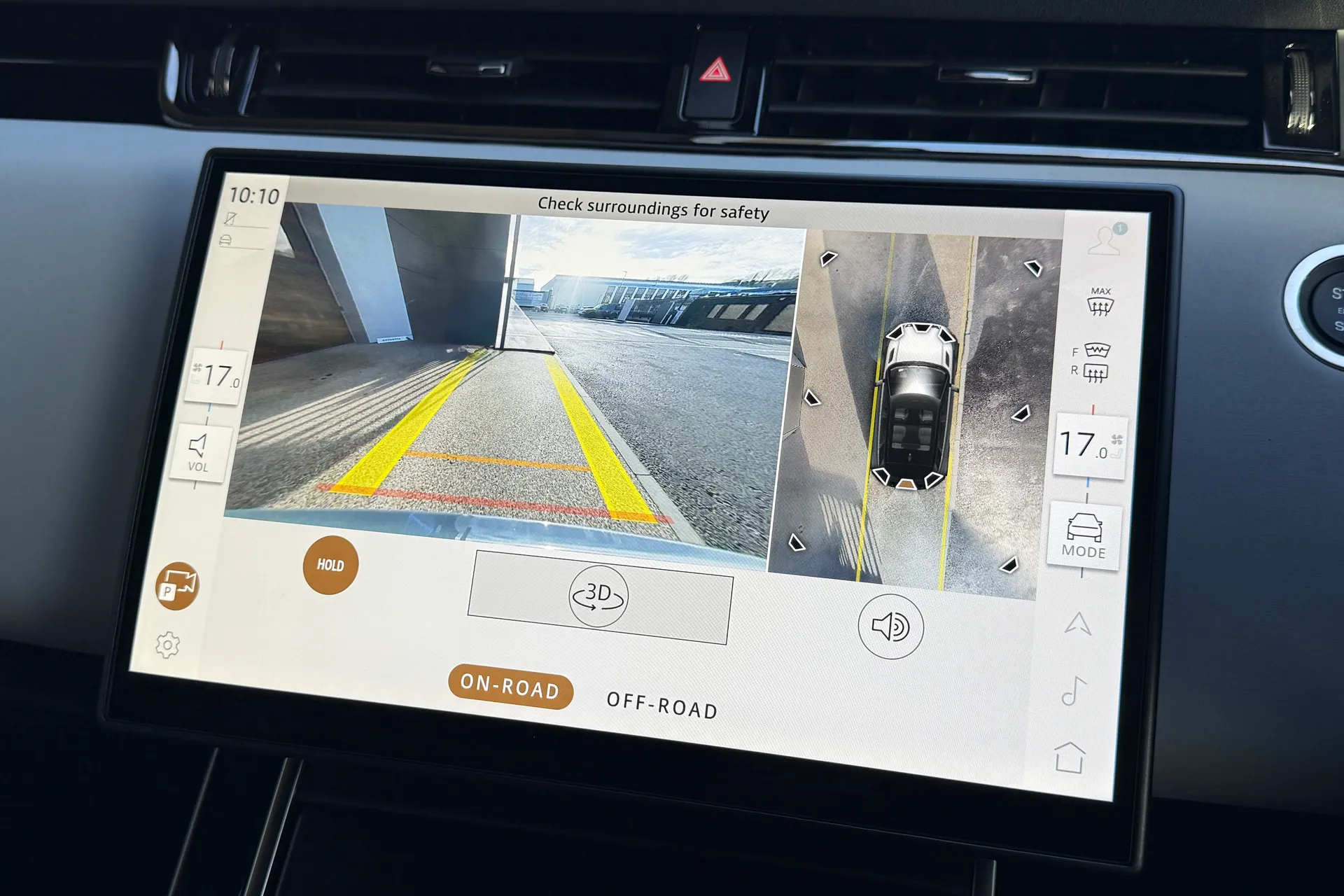 LAND ROVER RANGE ROVER EVOQUE thumbnail image number 4