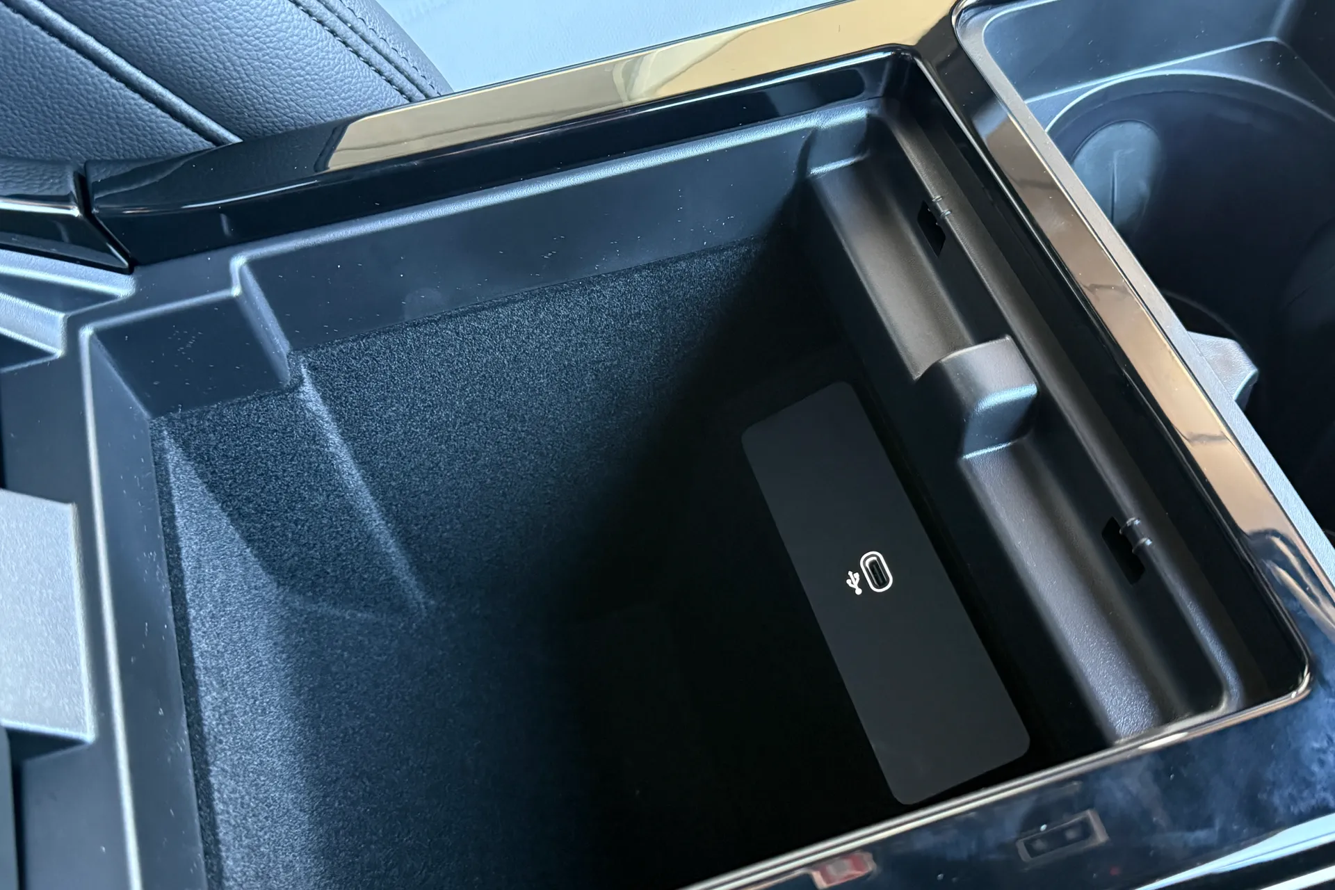 LAND ROVER RANGE ROVER EVOQUE thumbnail image number 36