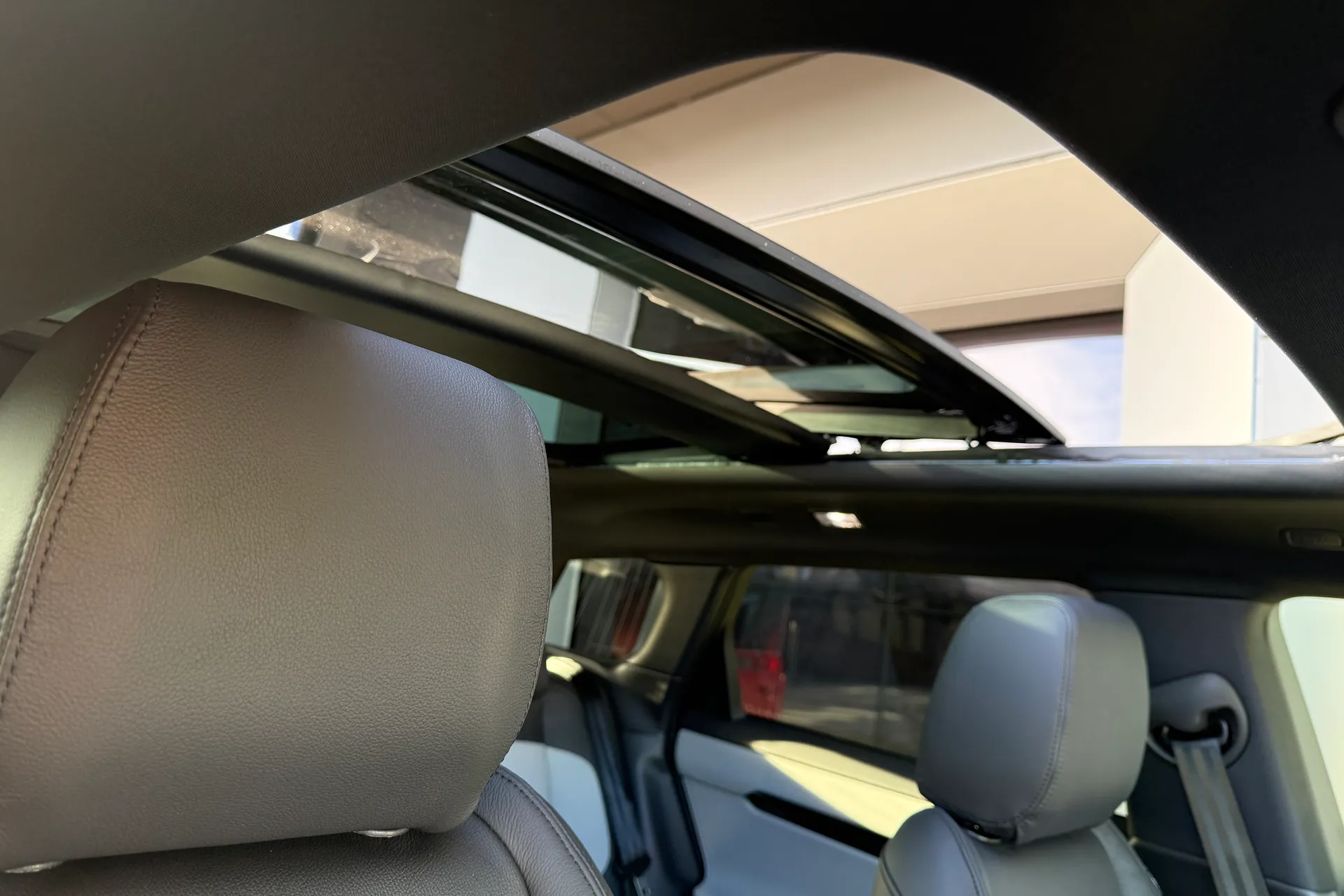 LAND ROVER RANGE ROVER EVOQUE thumbnail image number 10