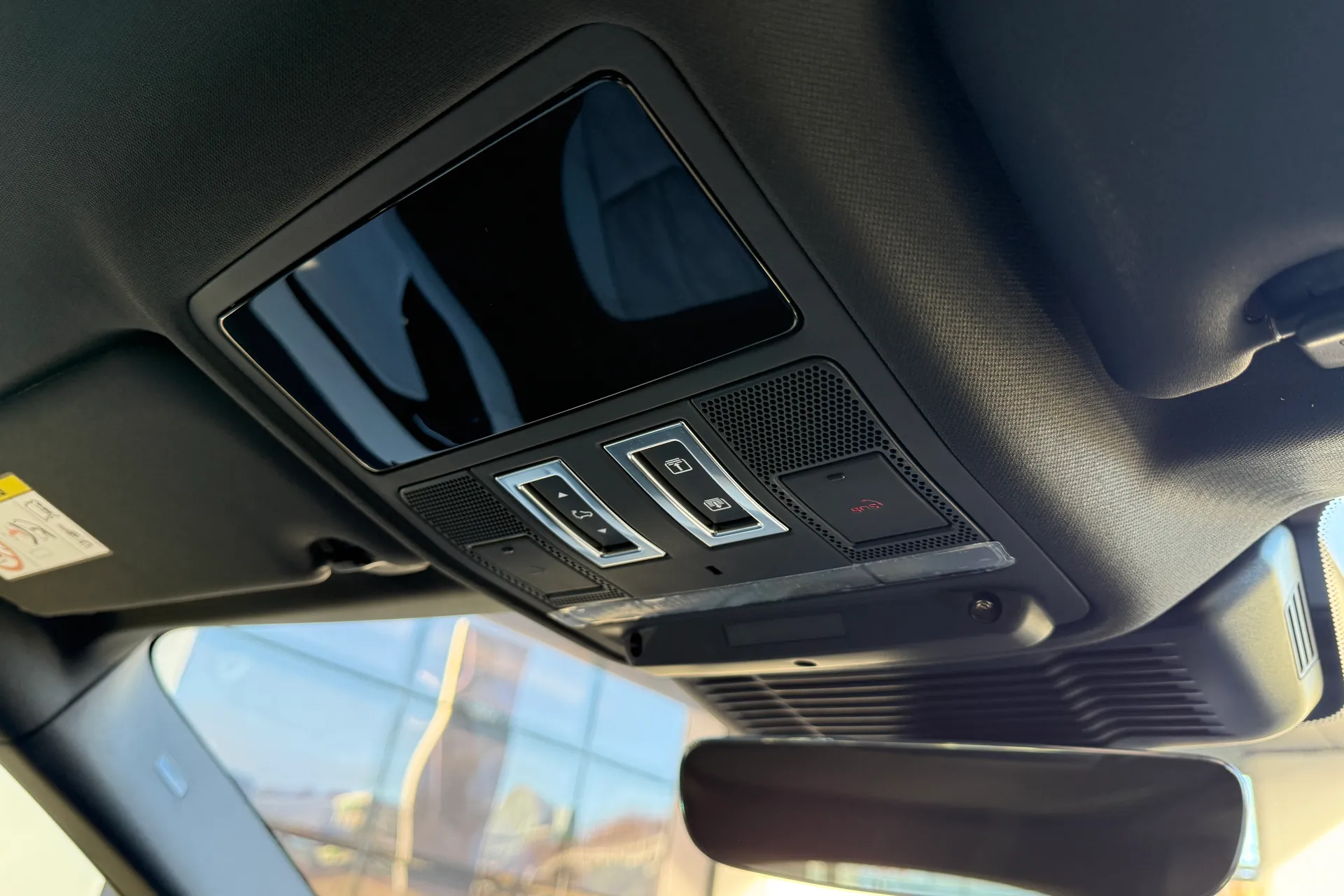 LAND ROVER RANGE ROVER EVOQUE thumbnail image number 44