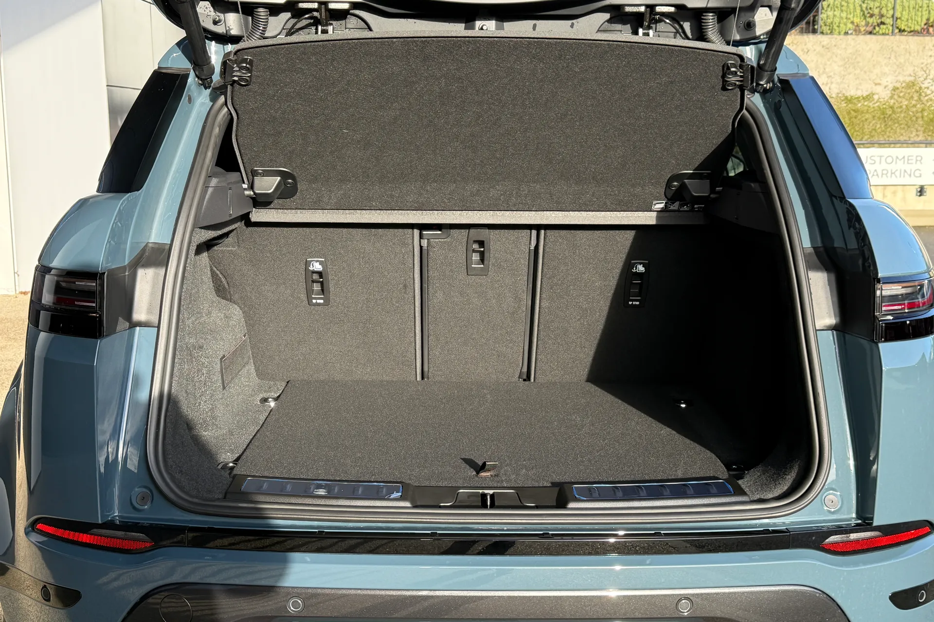 LAND ROVER RANGE ROVER EVOQUE thumbnail image number 56