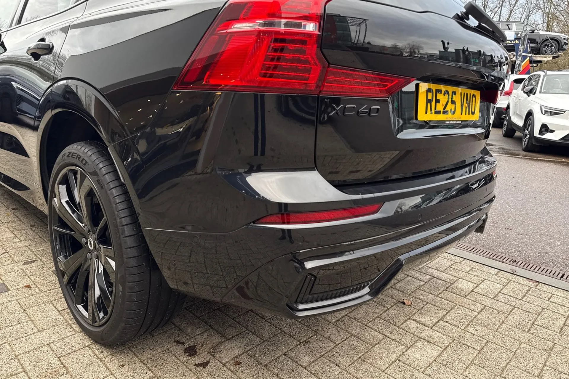 Volvo XC60 thumbnail image number 18