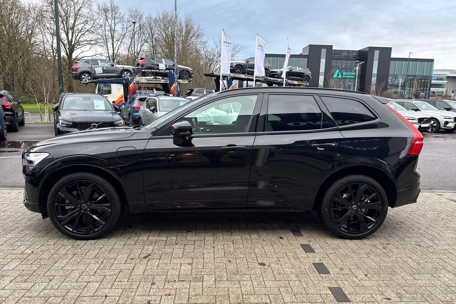 Volvo XC60 thumbnail image number 11