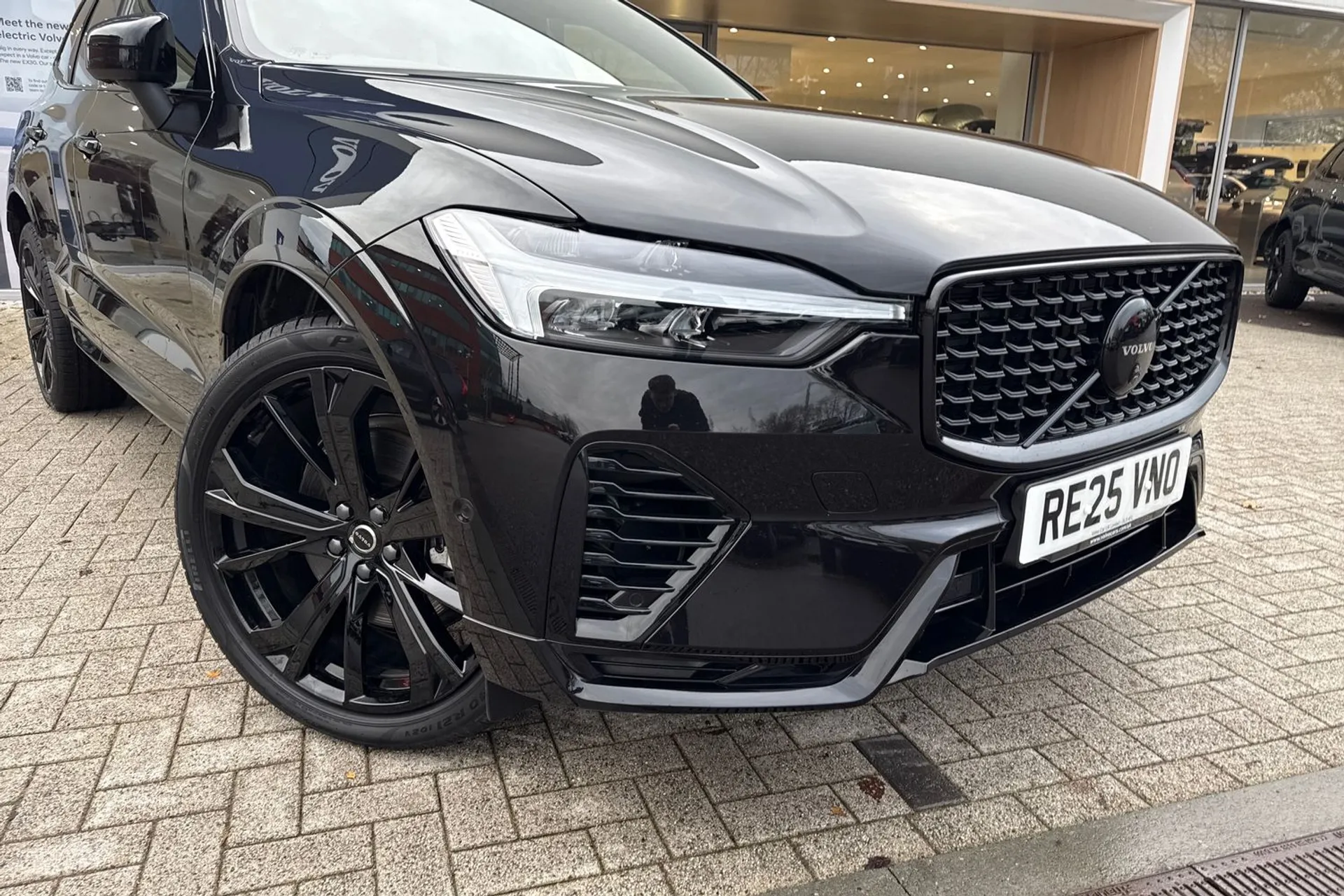 Volvo XC60 thumbnail image number 7