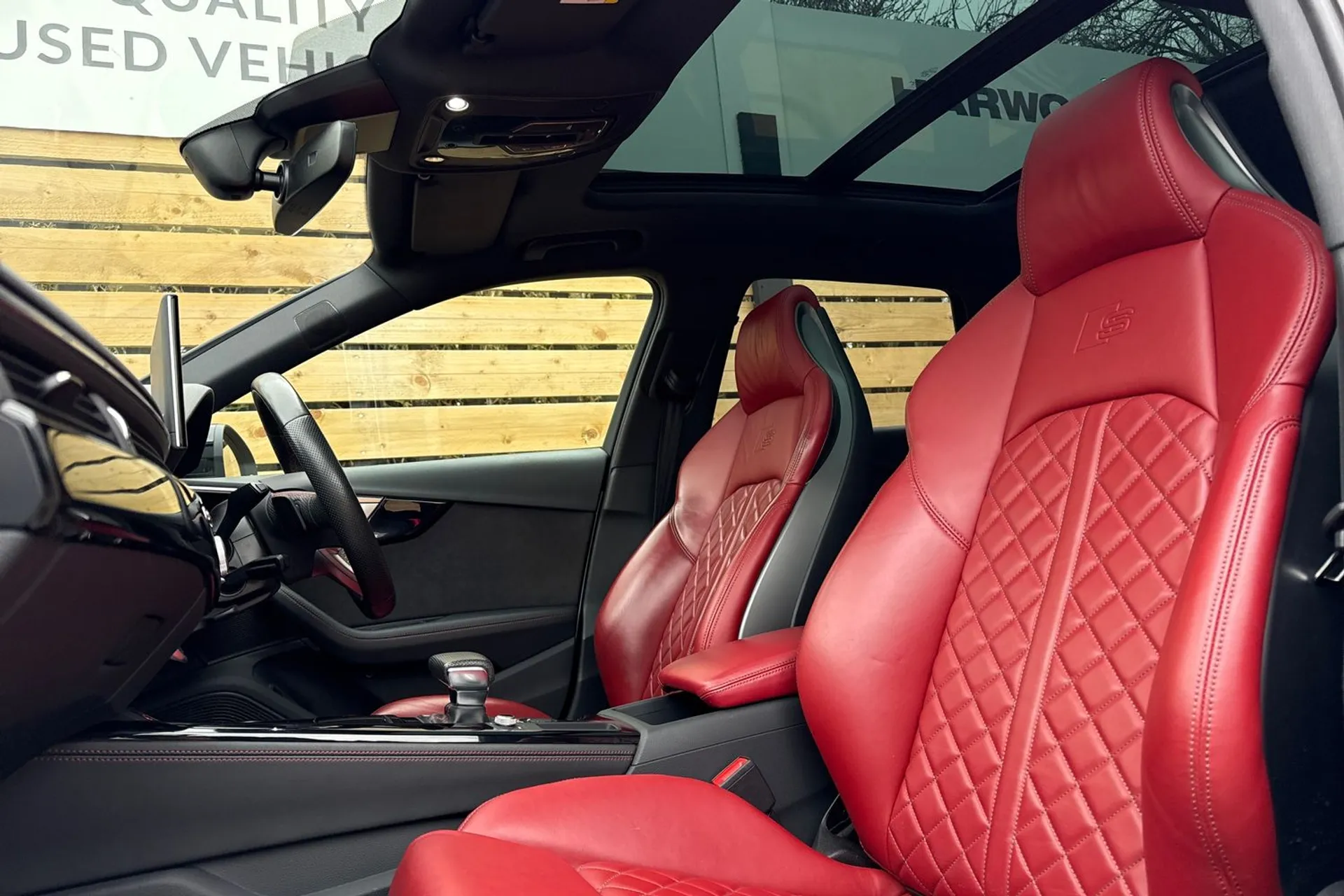 Audi A4 thumbnail image number 30