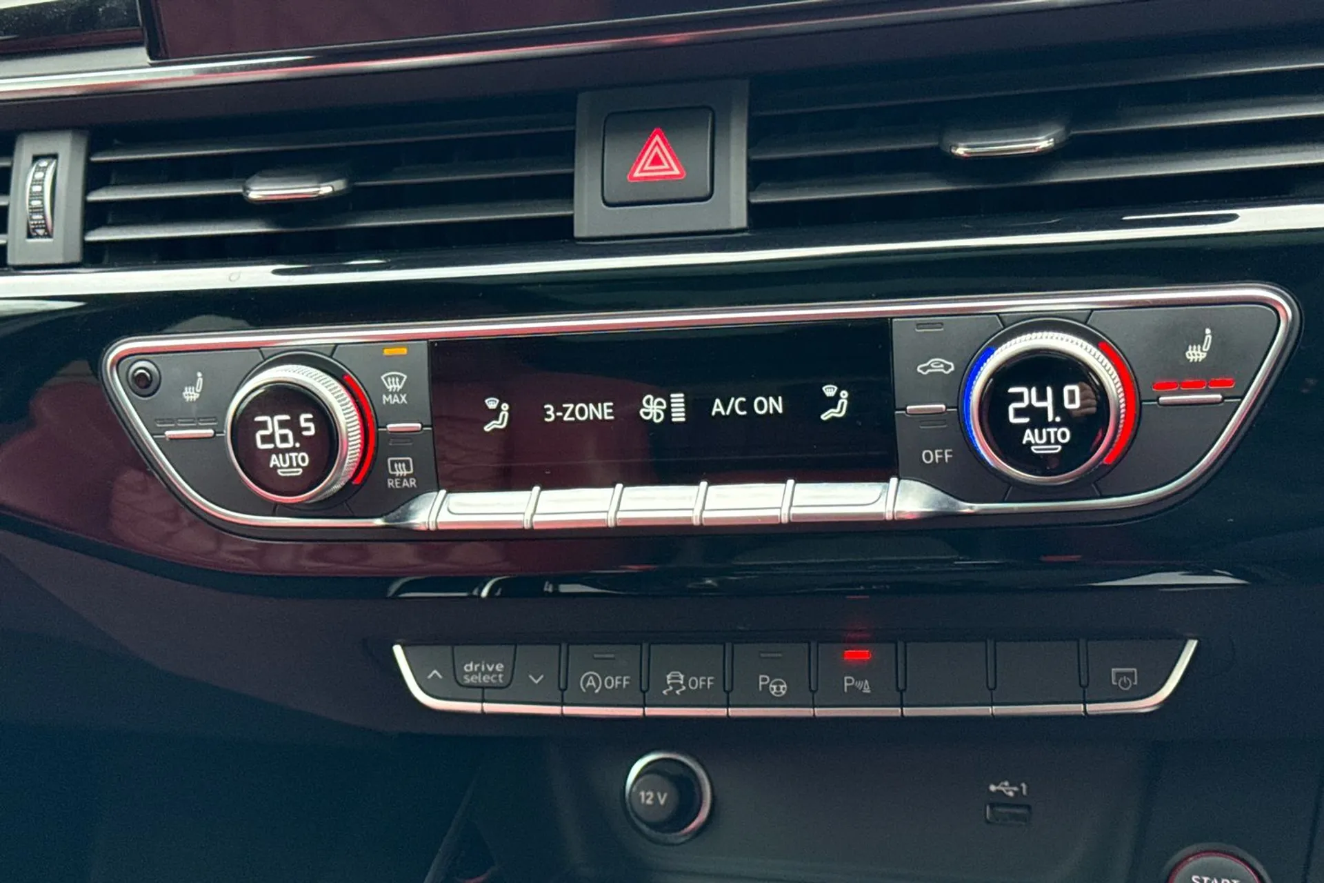 Audi A4 thumbnail image number 40