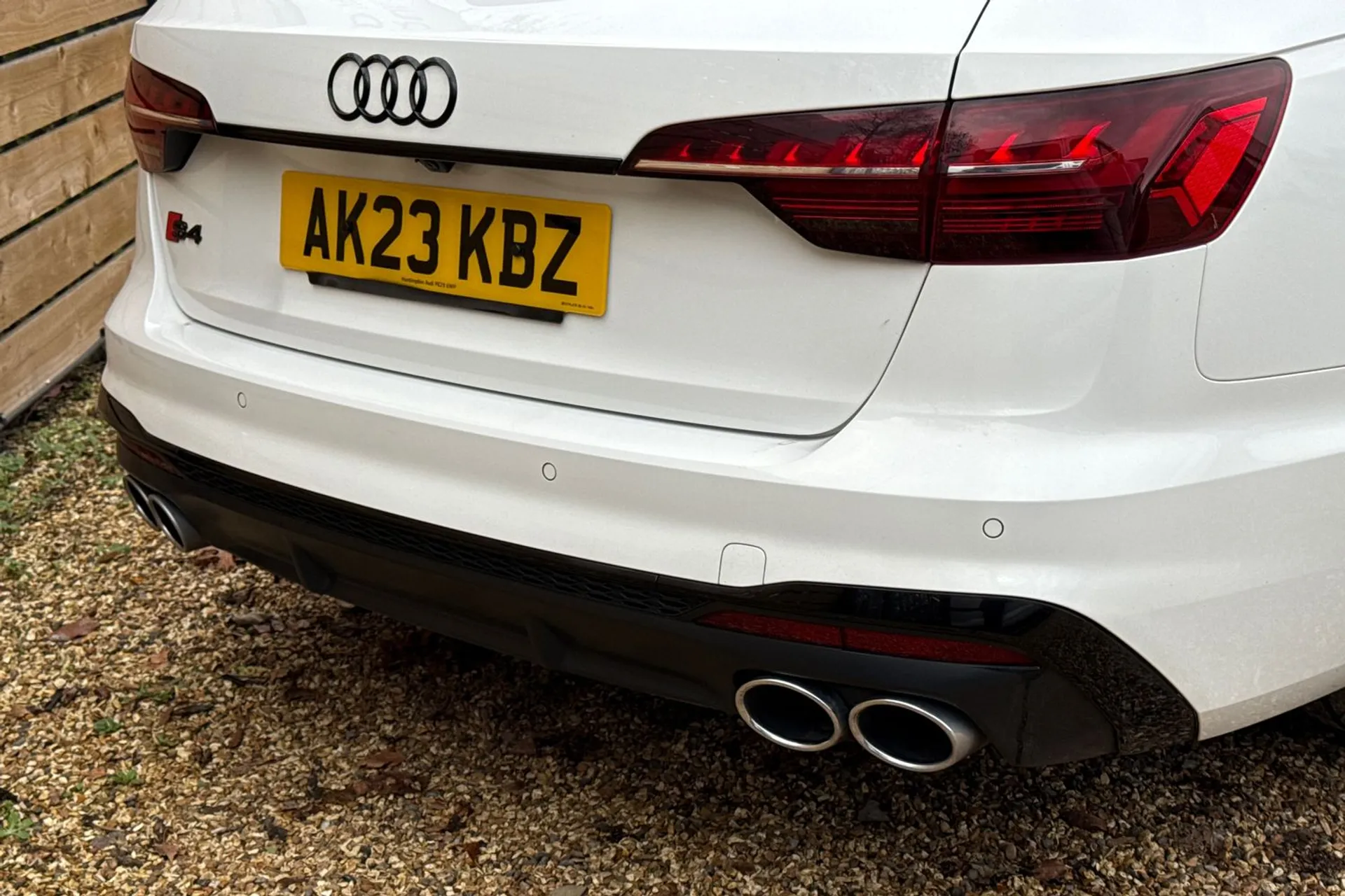 Audi A4 thumbnail image number 18