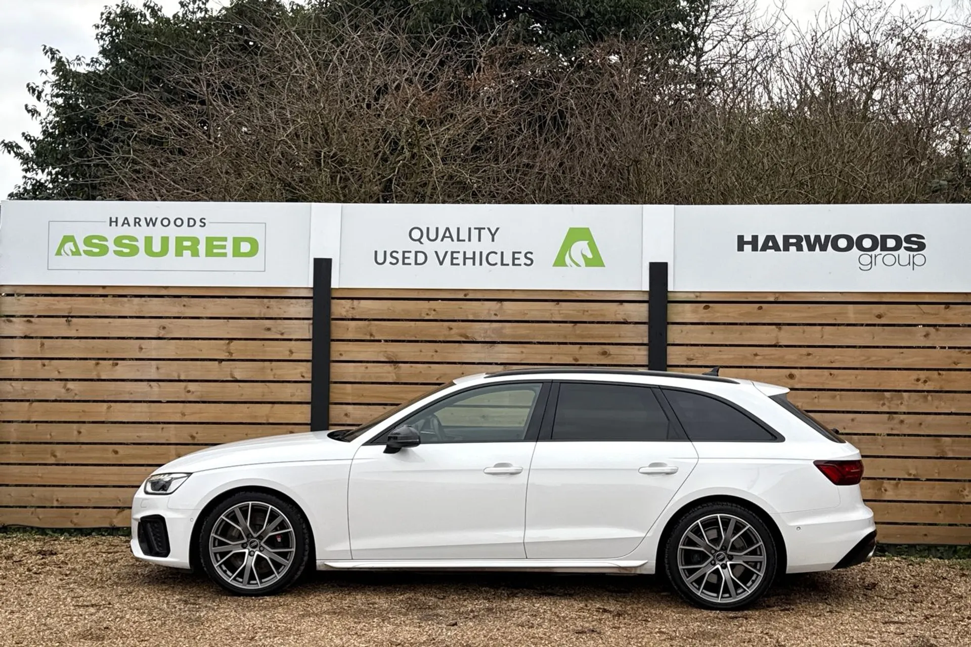 Audi A4 thumbnail image number 11