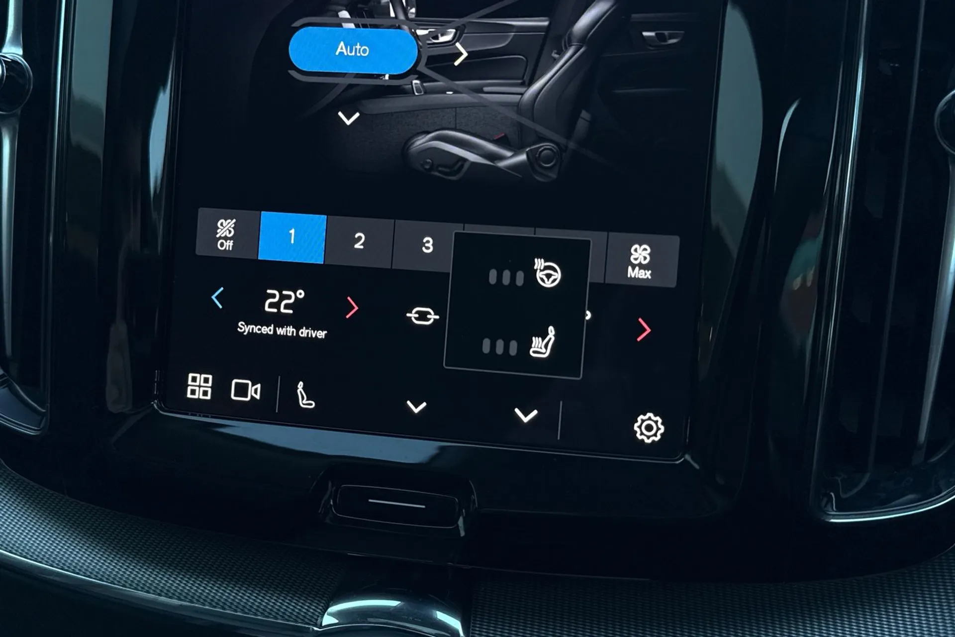 Volvo XC60 thumbnail image number 40