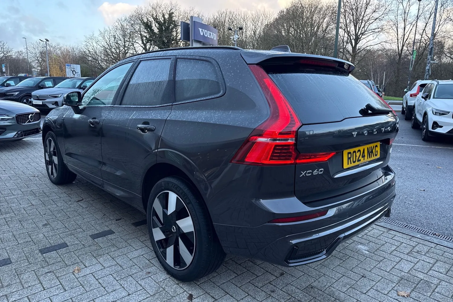 Volvo XC60 thumbnail image number 10