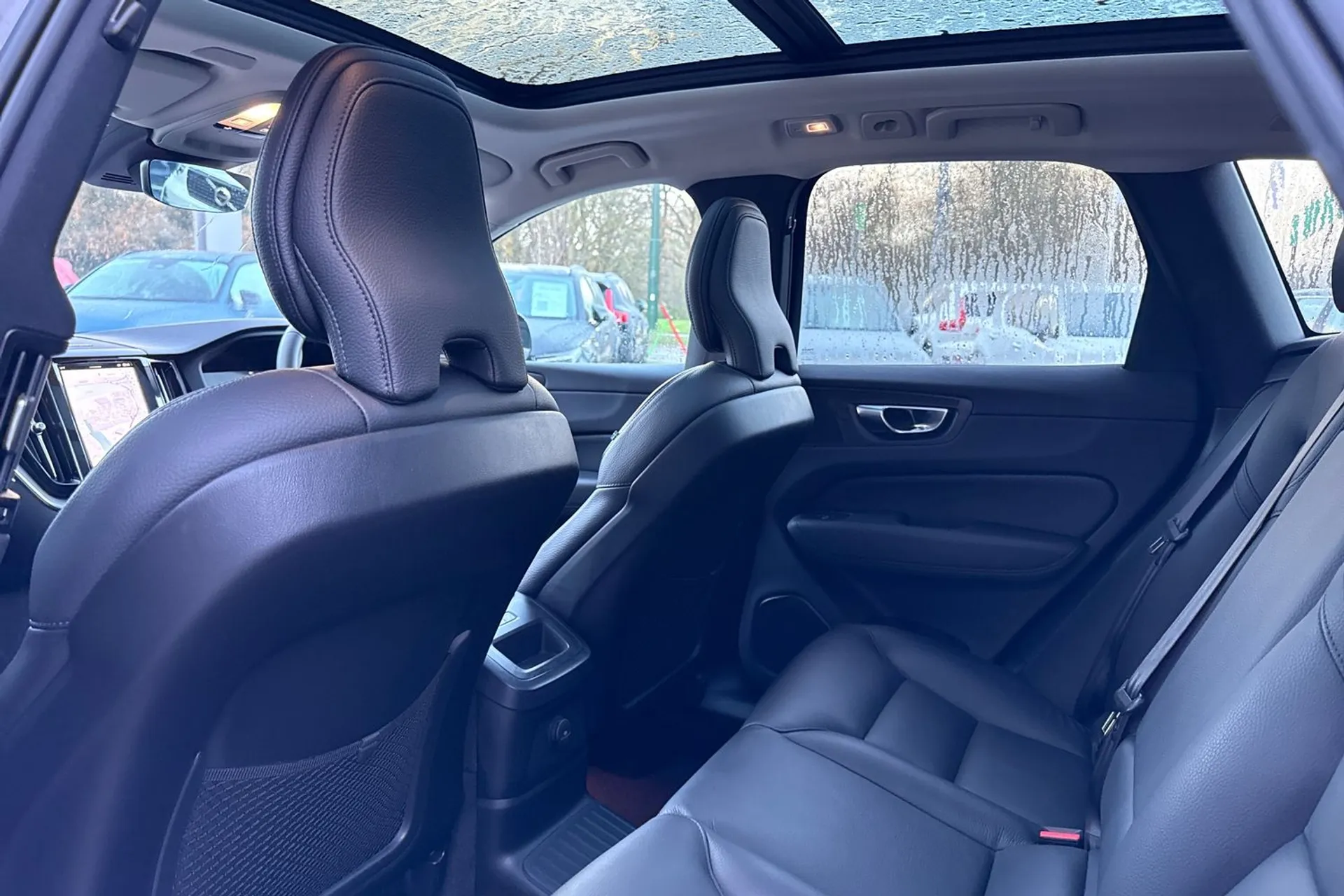 Volvo XC60 thumbnail image number 31