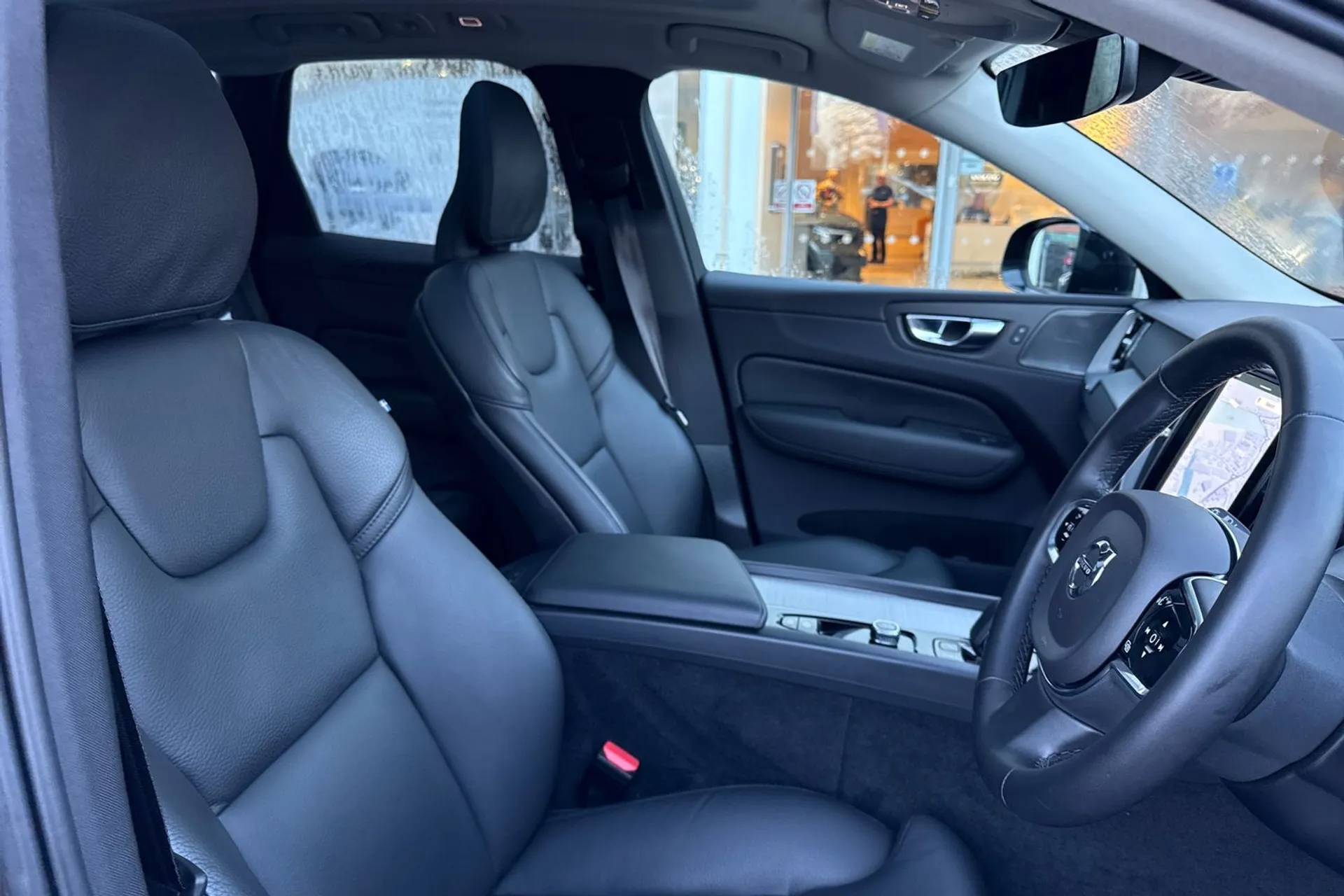 Volvo XC60 thumbnail image number 26