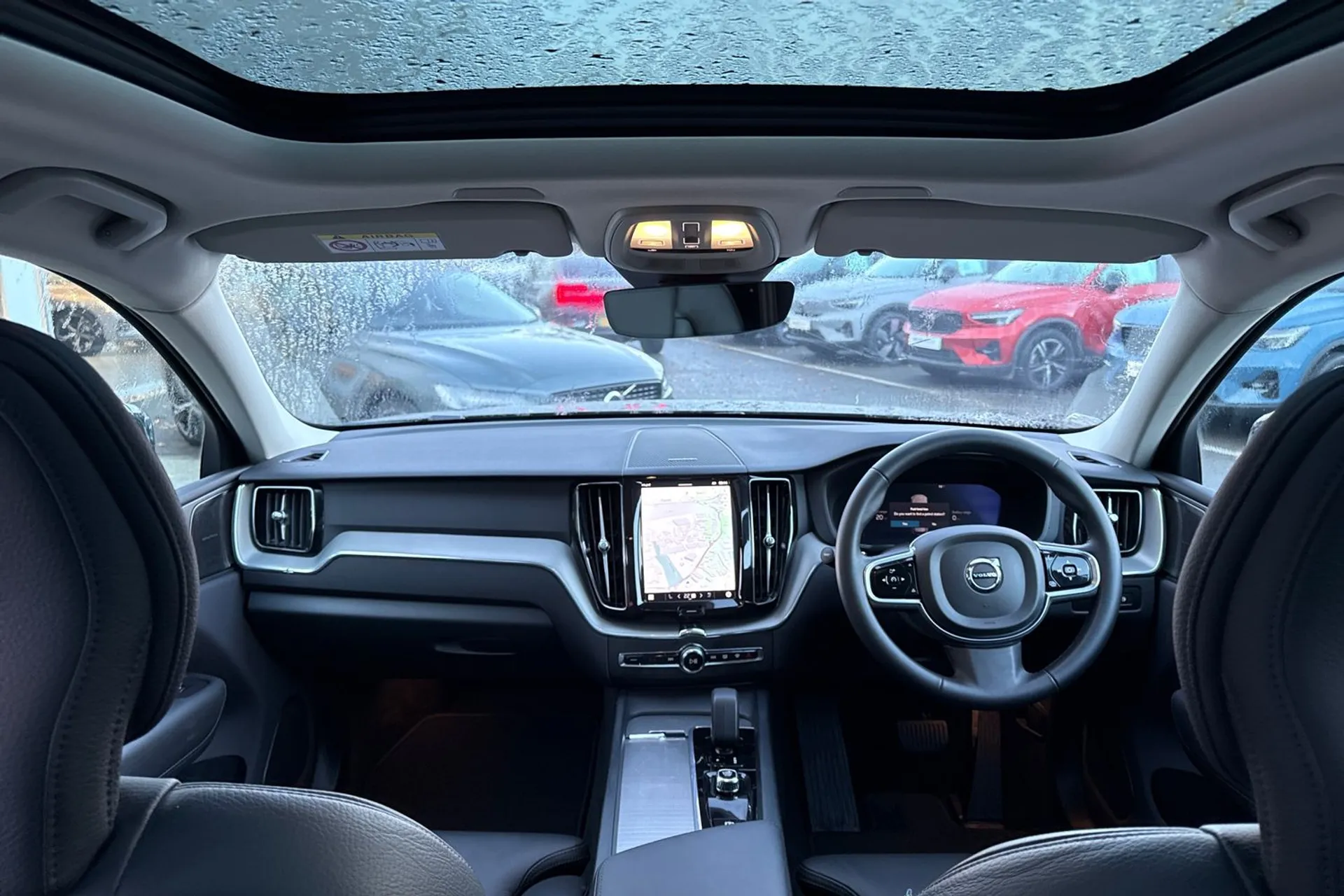 Volvo XC60 thumbnail image number 3