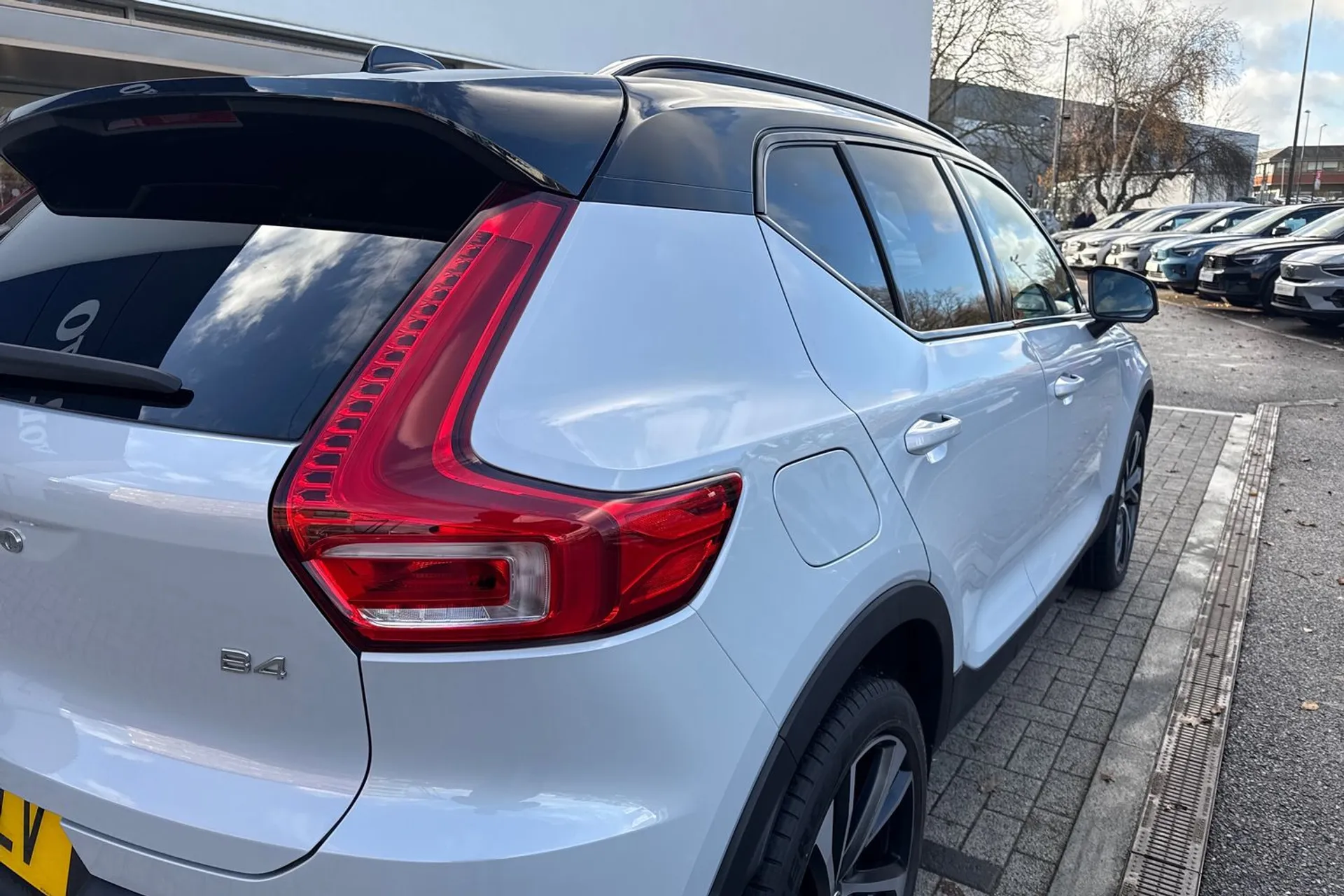 Volvo XC40 thumbnail image number 15