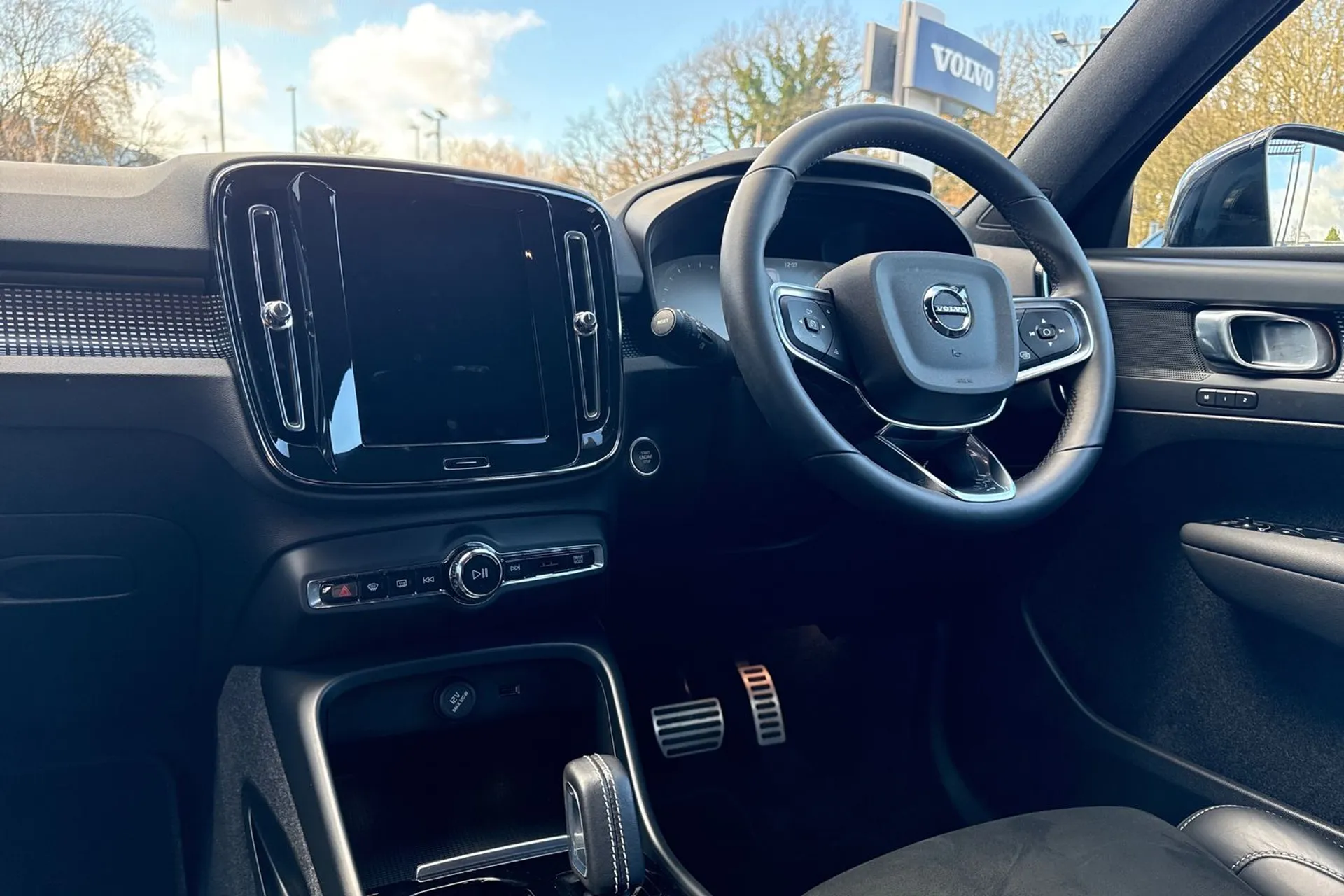 Volvo XC40 thumbnail image number 35