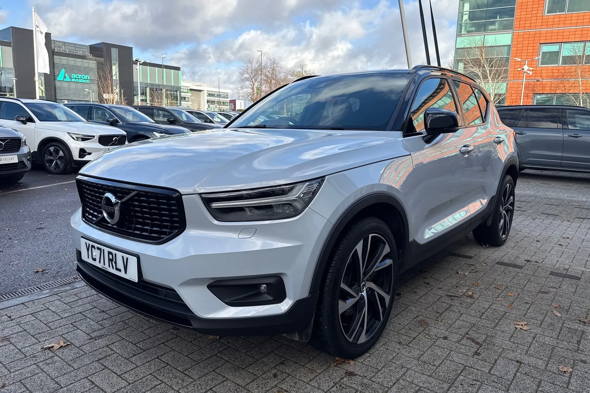 Volvo XC40 thumbnail image number 12