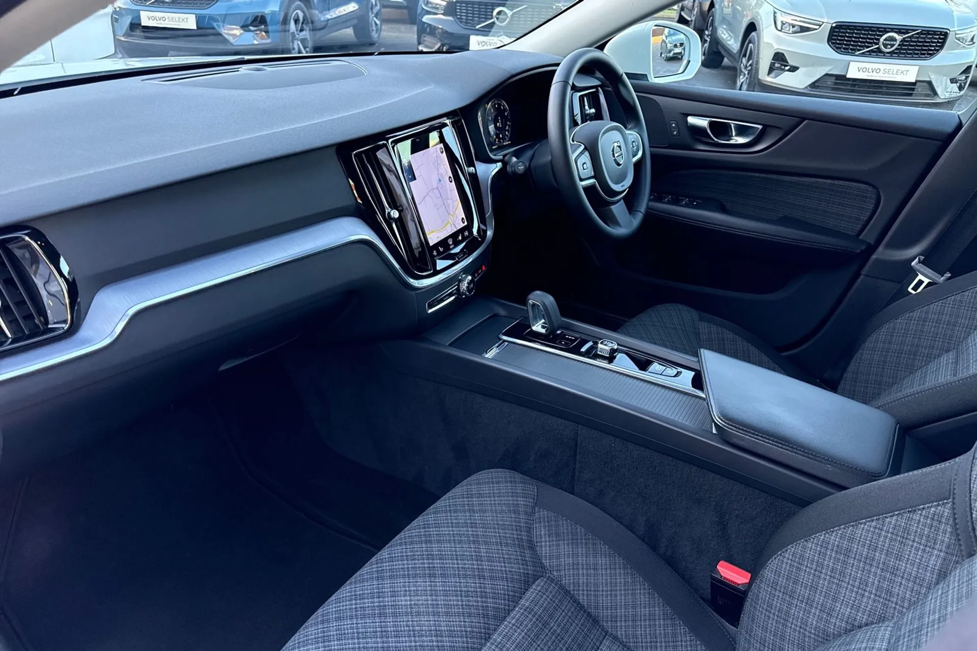 Volvo V60 thumbnail image number 26