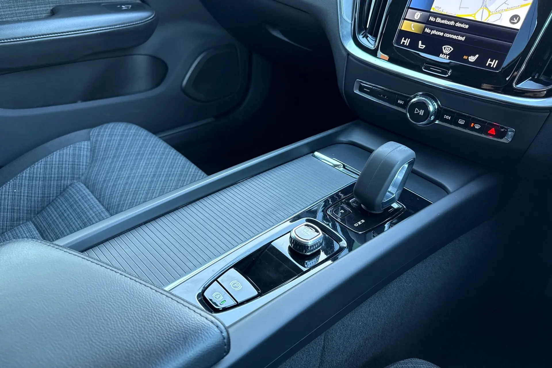 Volvo V60 thumbnail image number 40