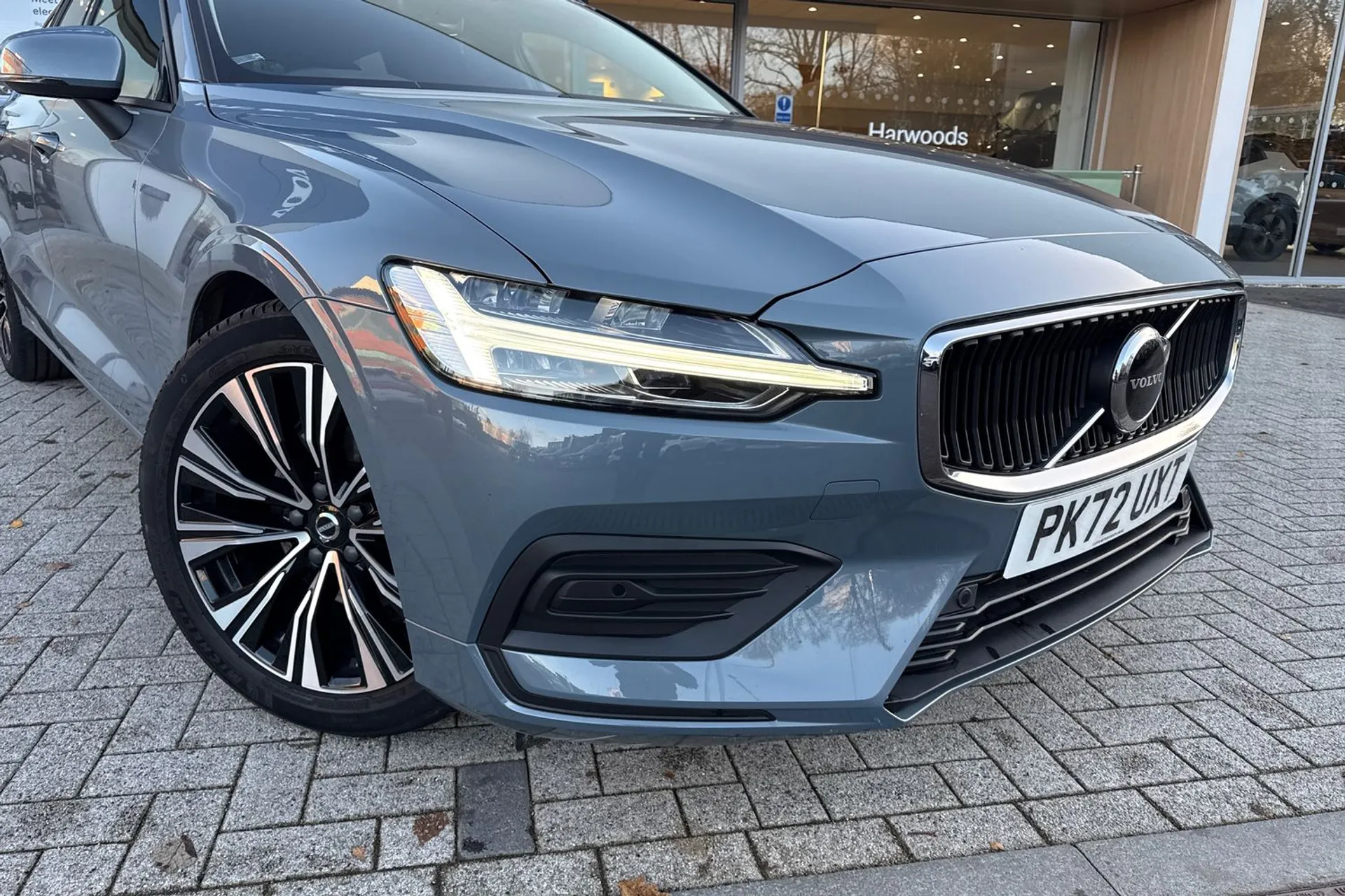 Volvo V60 thumbnail image number 7