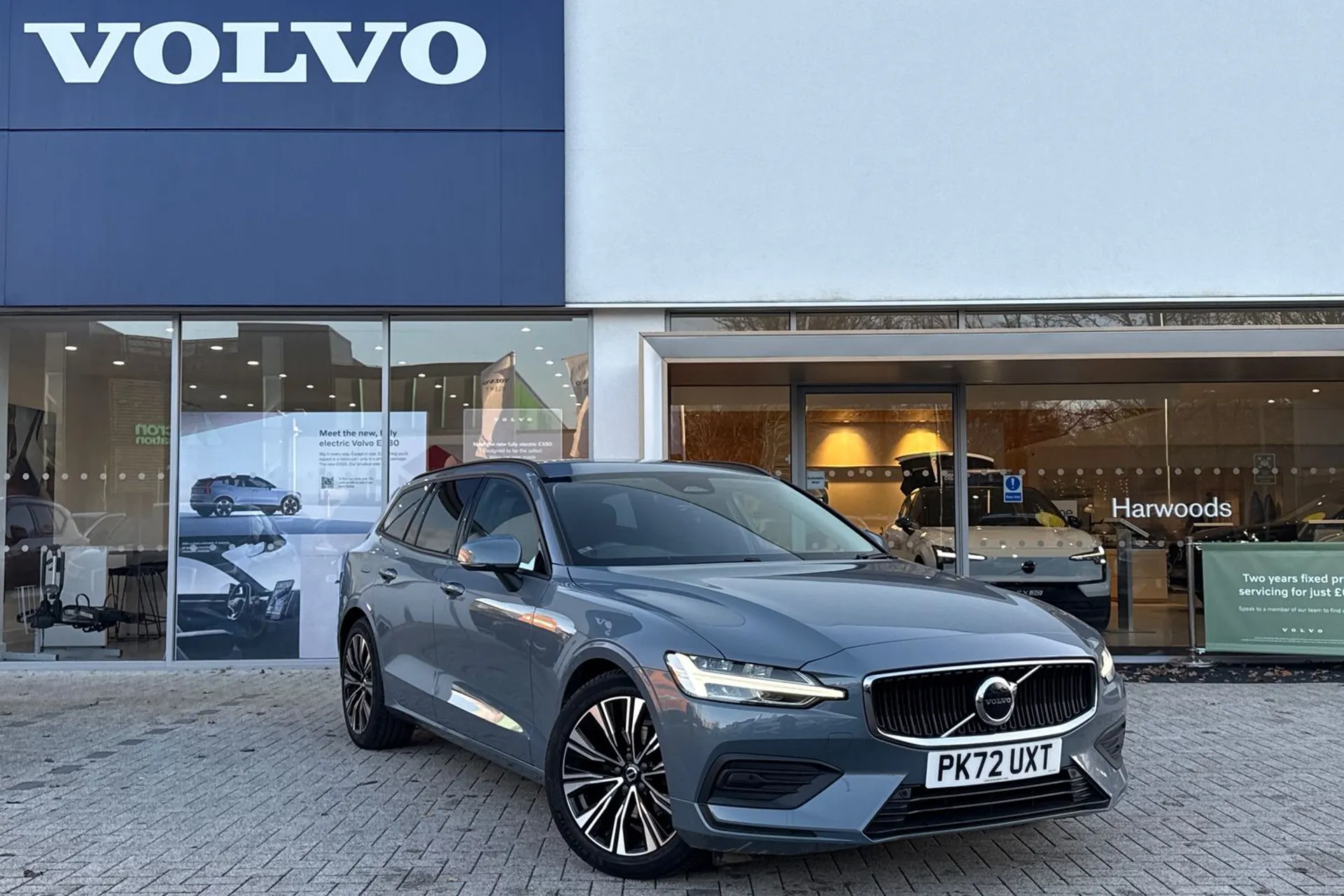 Volvo V60 focused image