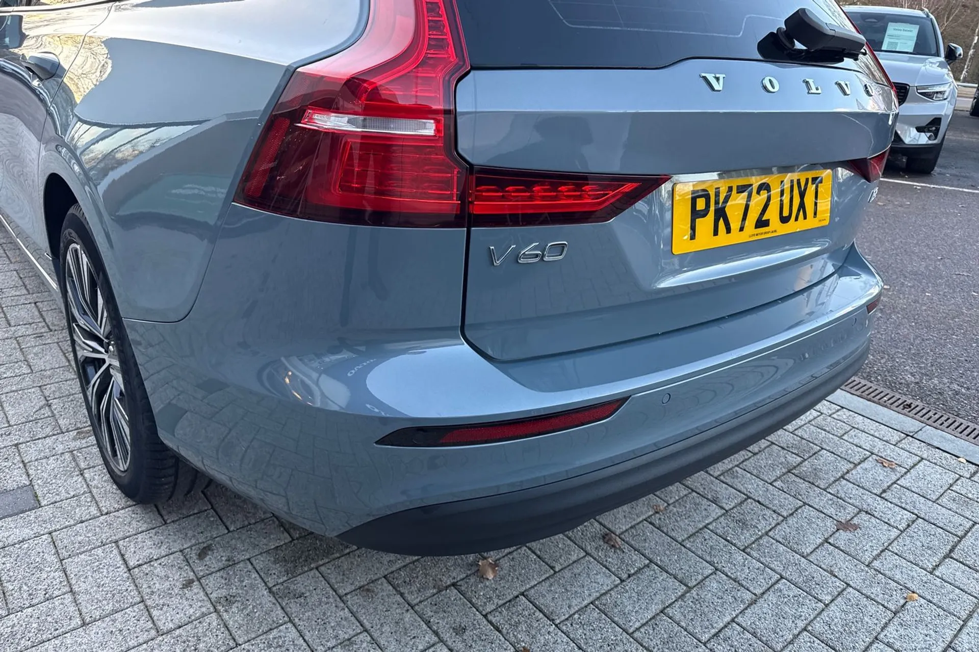 Volvo V60 thumbnail image number 18