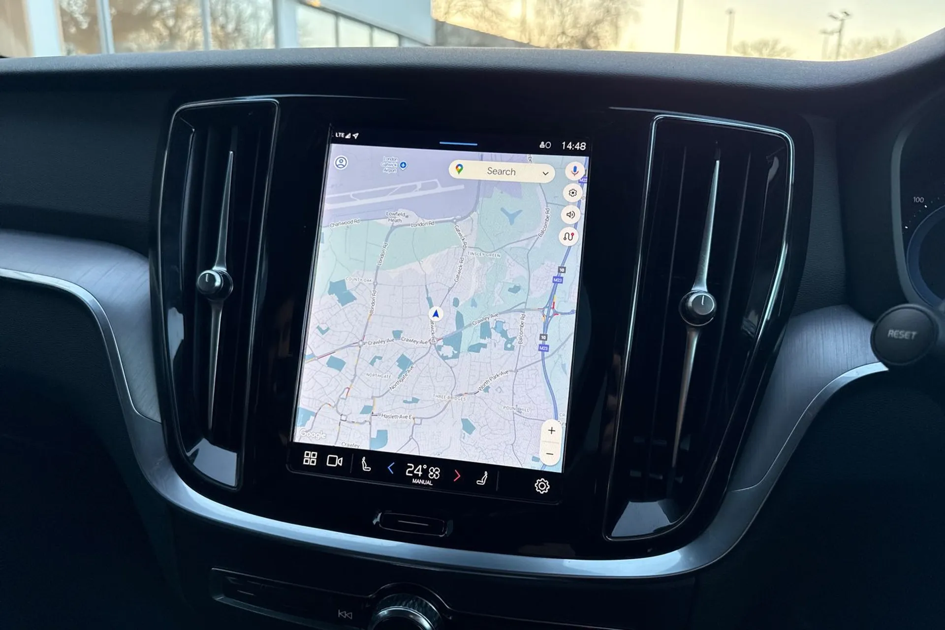 Volvo V60 thumbnail image number 5