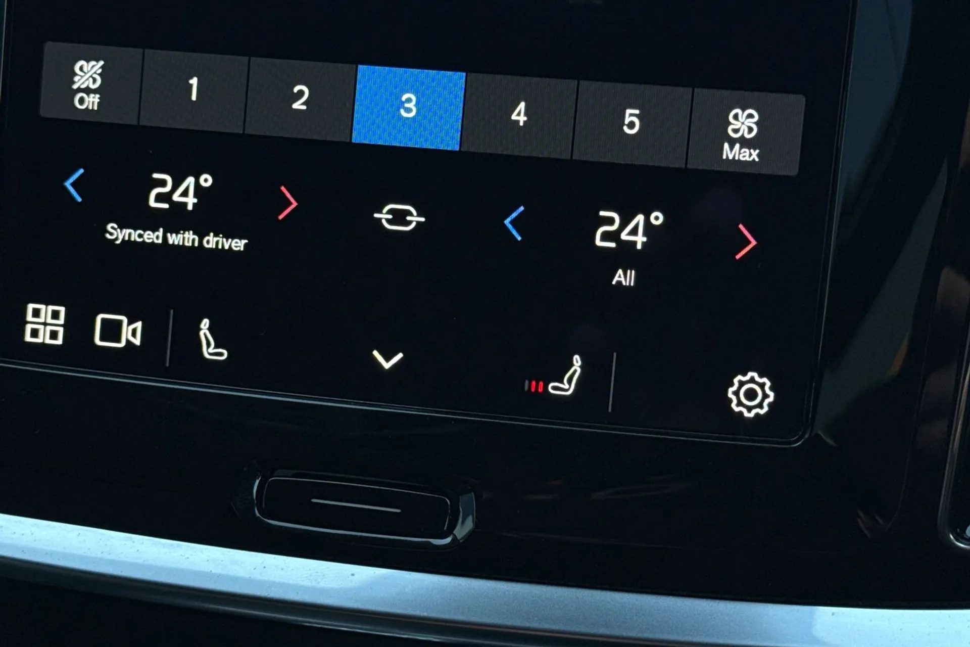 Volvo V60 thumbnail image number 37