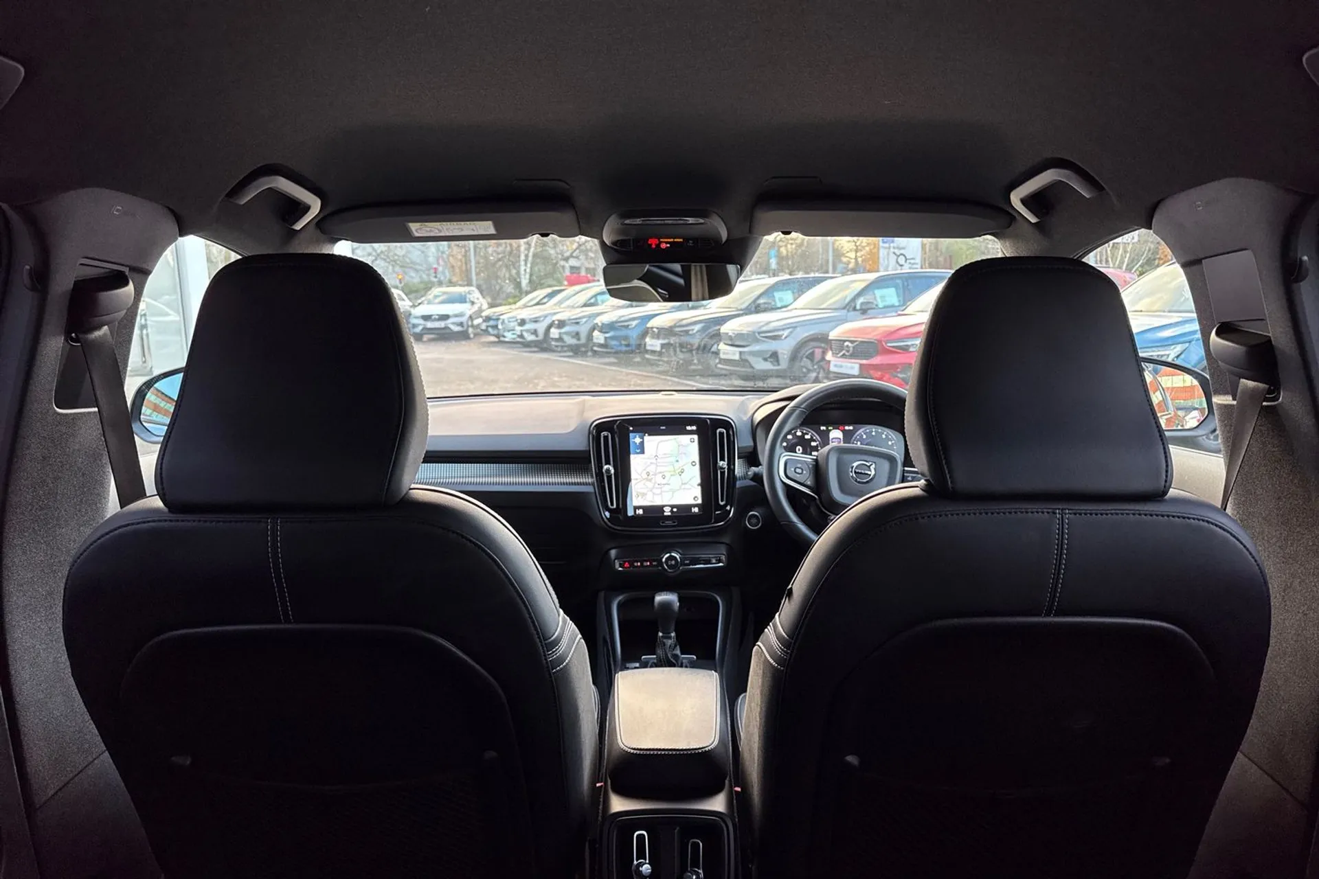 Volvo XC40 thumbnail image number 22