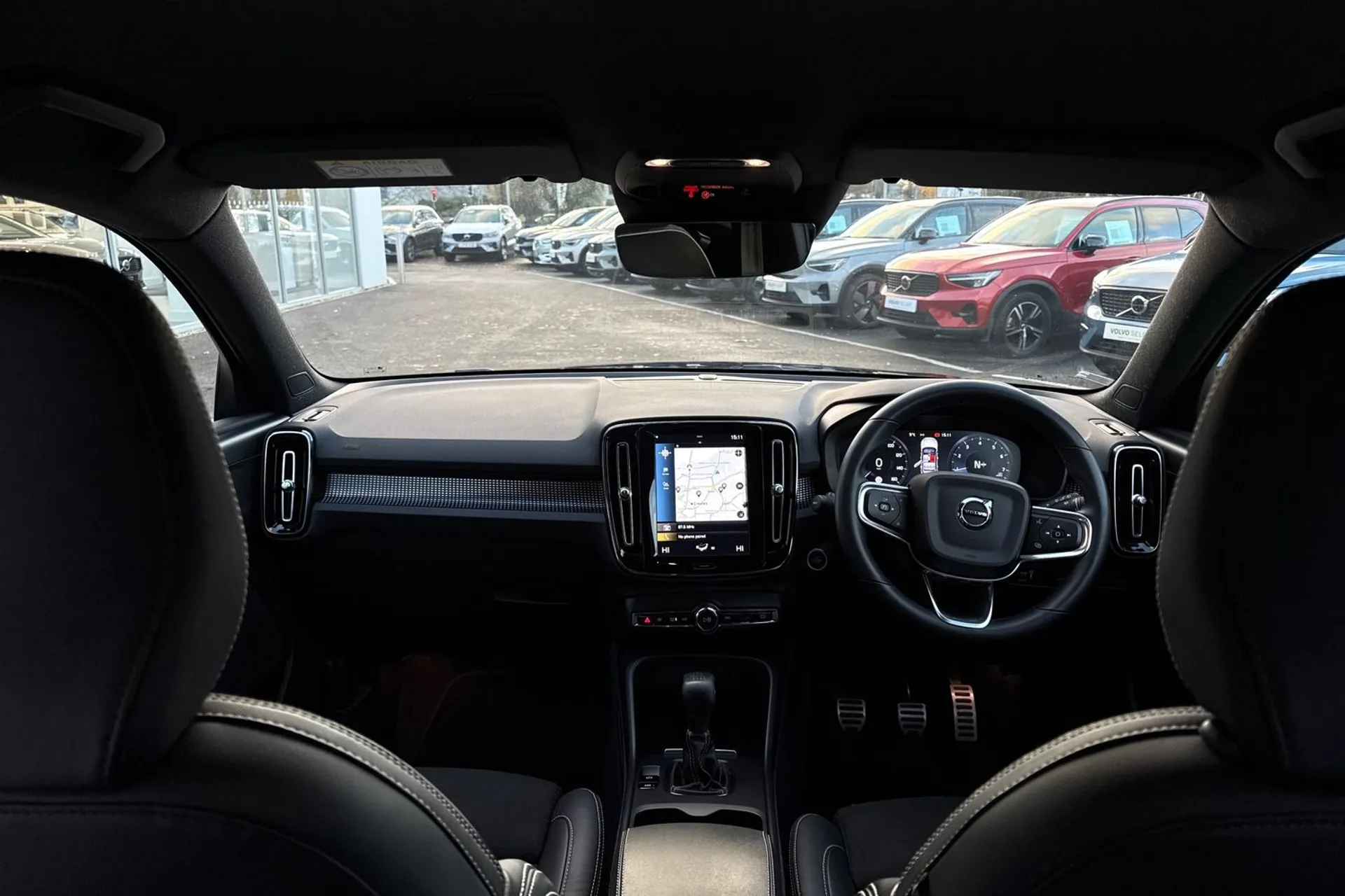 Volvo XC40 thumbnail image number 3