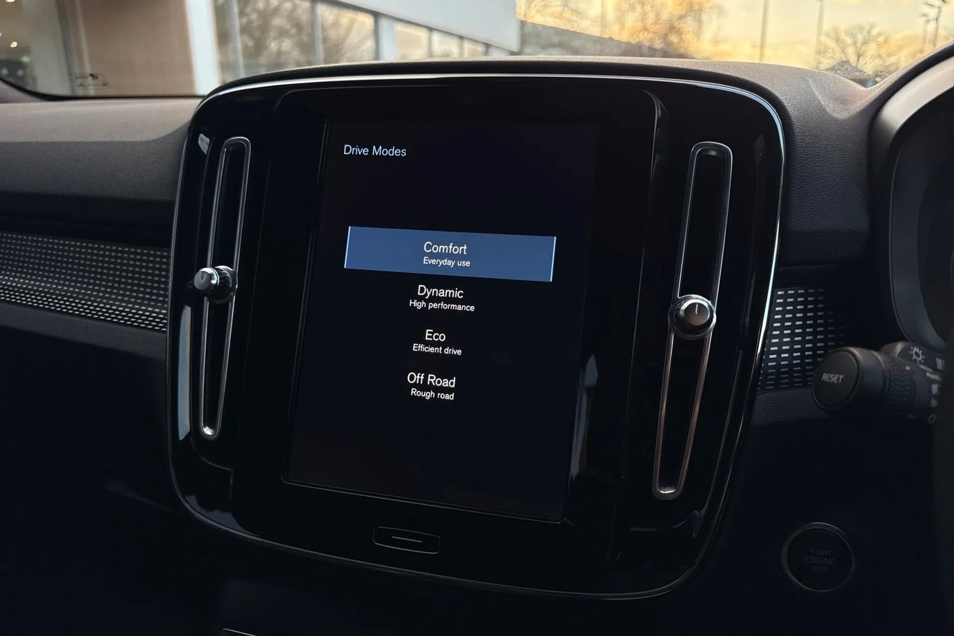 Volvo XC40 thumbnail image number 41