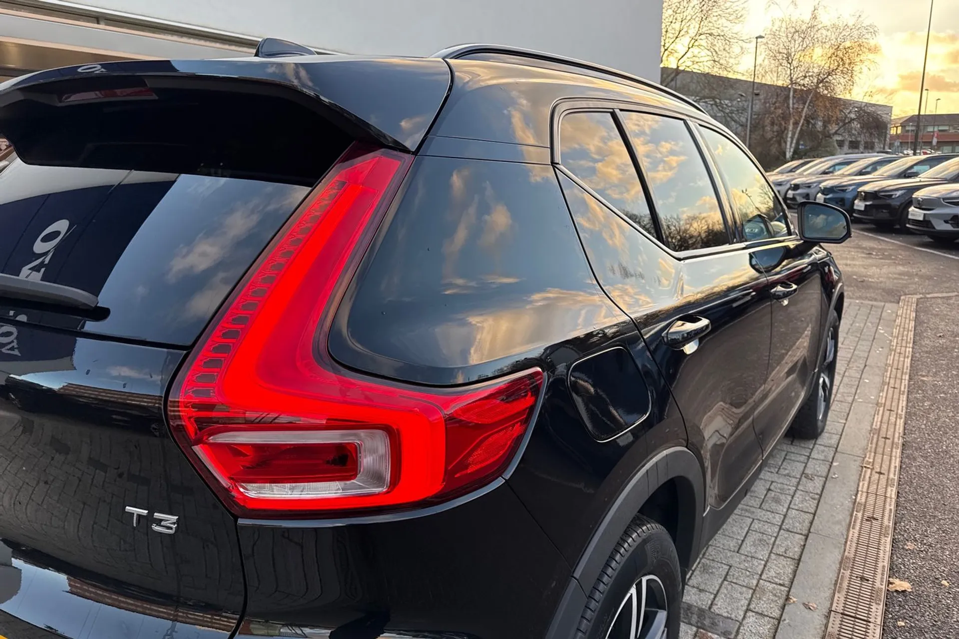 Volvo XC40 thumbnail image number 15