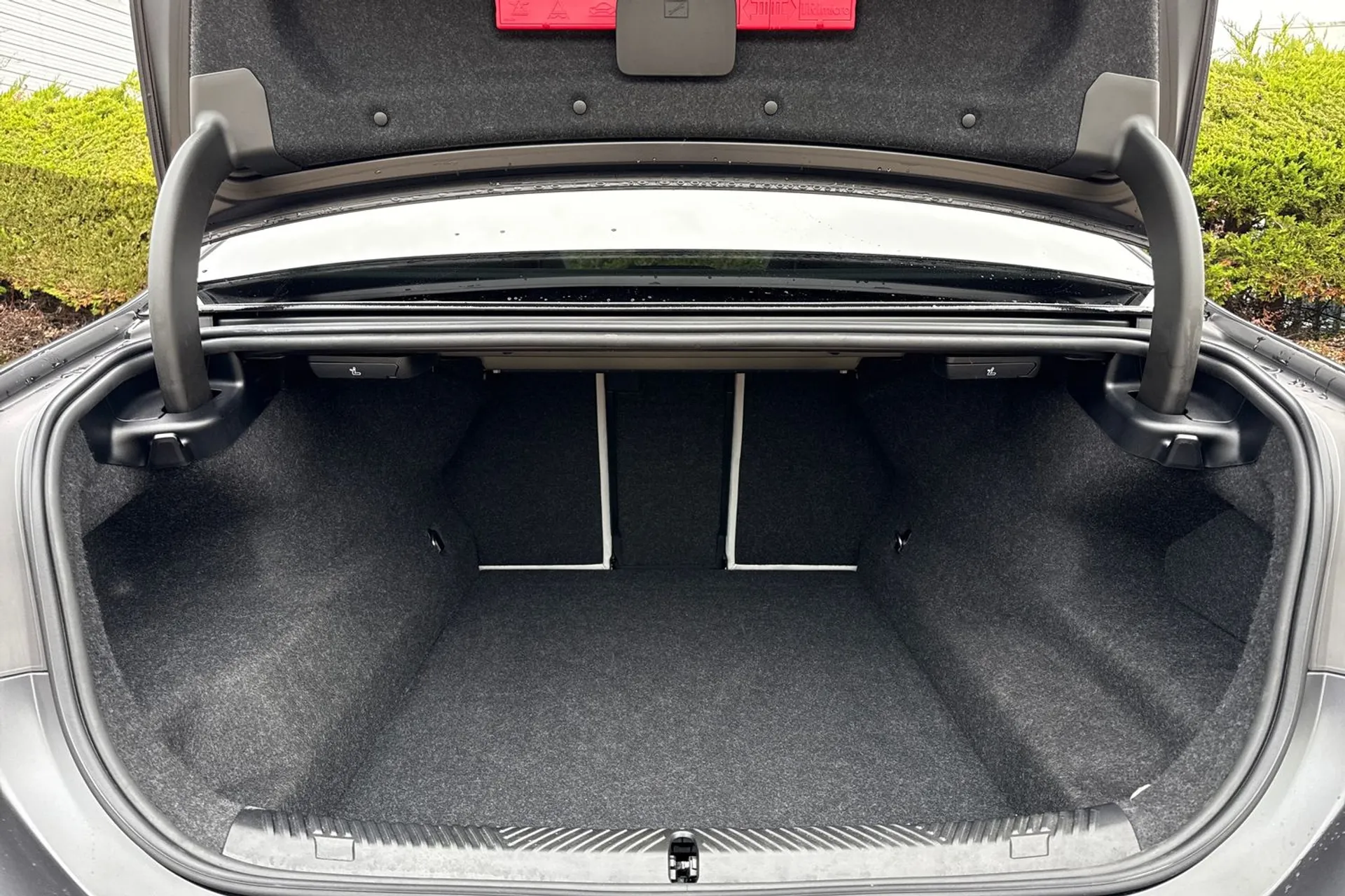 BMW M5 thumbnail image number 39