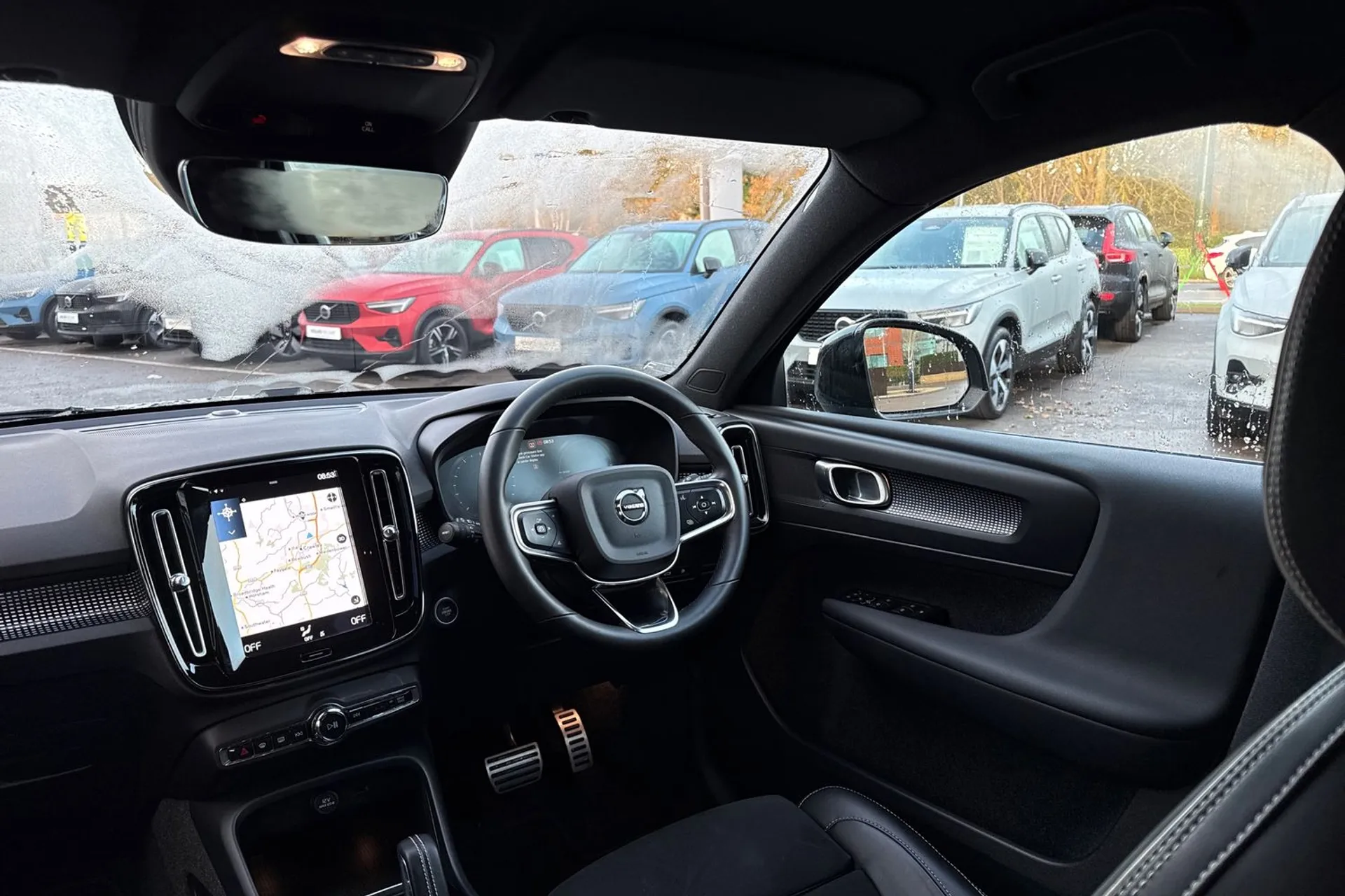 Volvo XC40 thumbnail image number 32