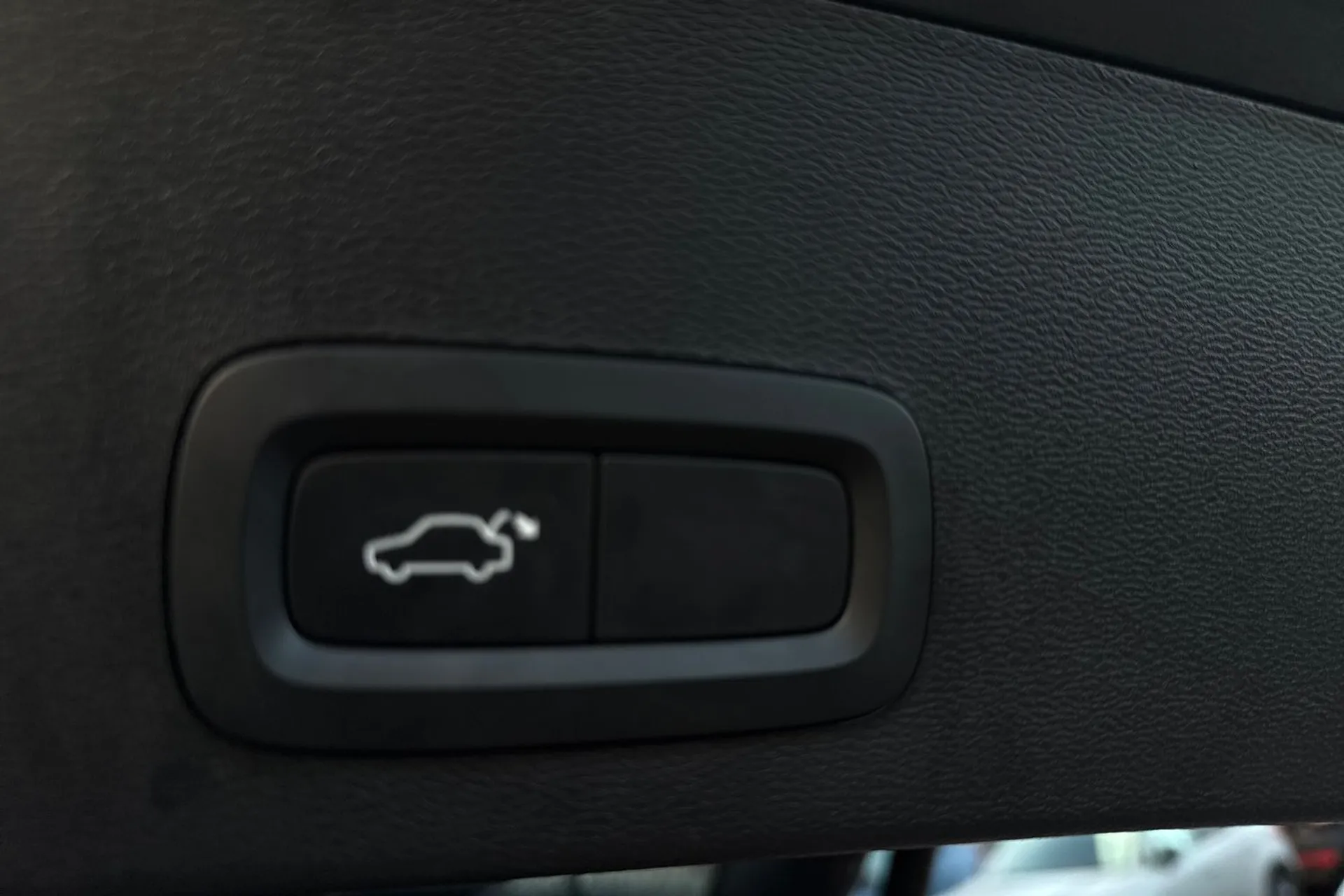 Volvo XC40 thumbnail image number 20