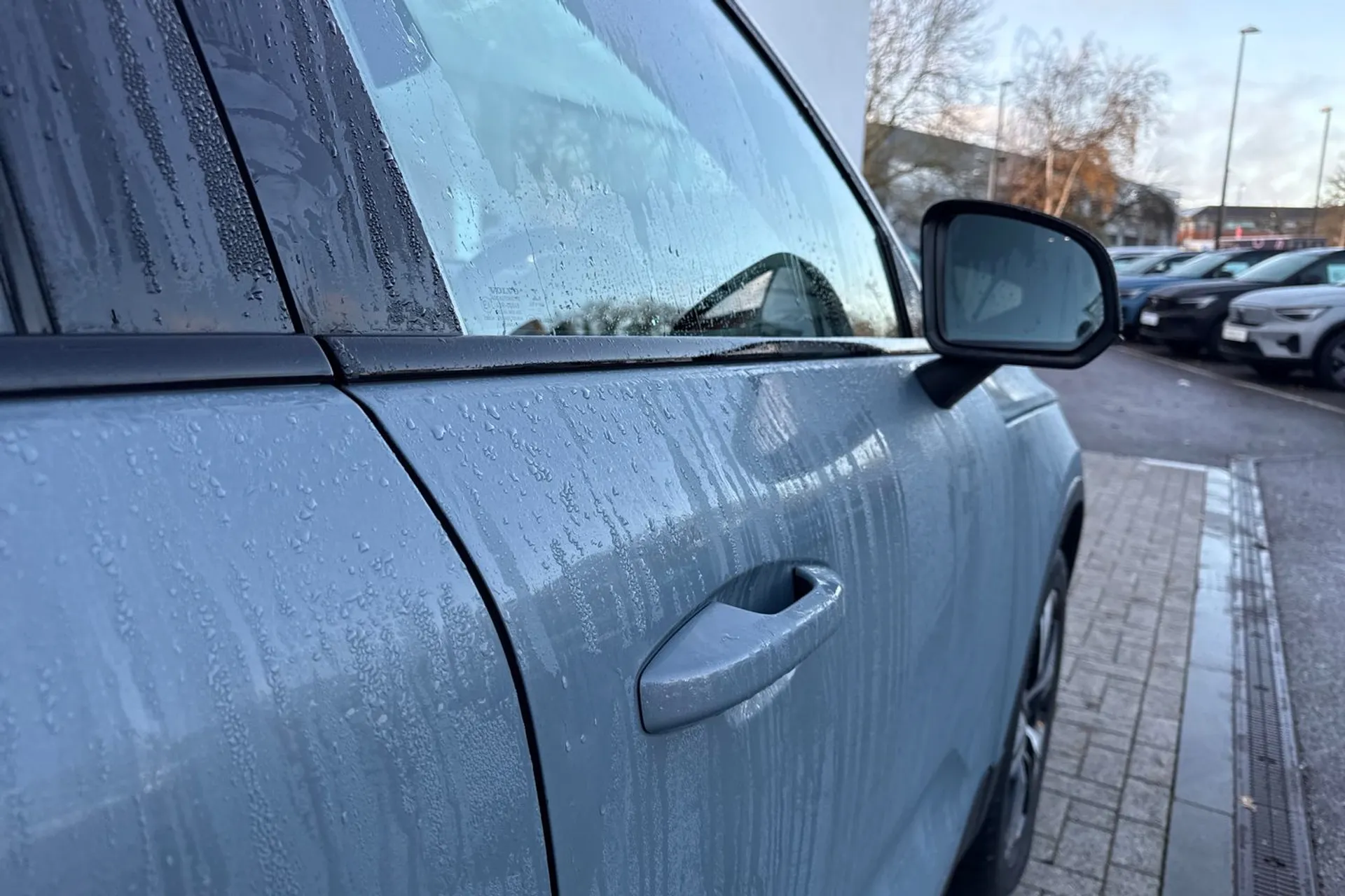 Volvo XC40 thumbnail image number 16