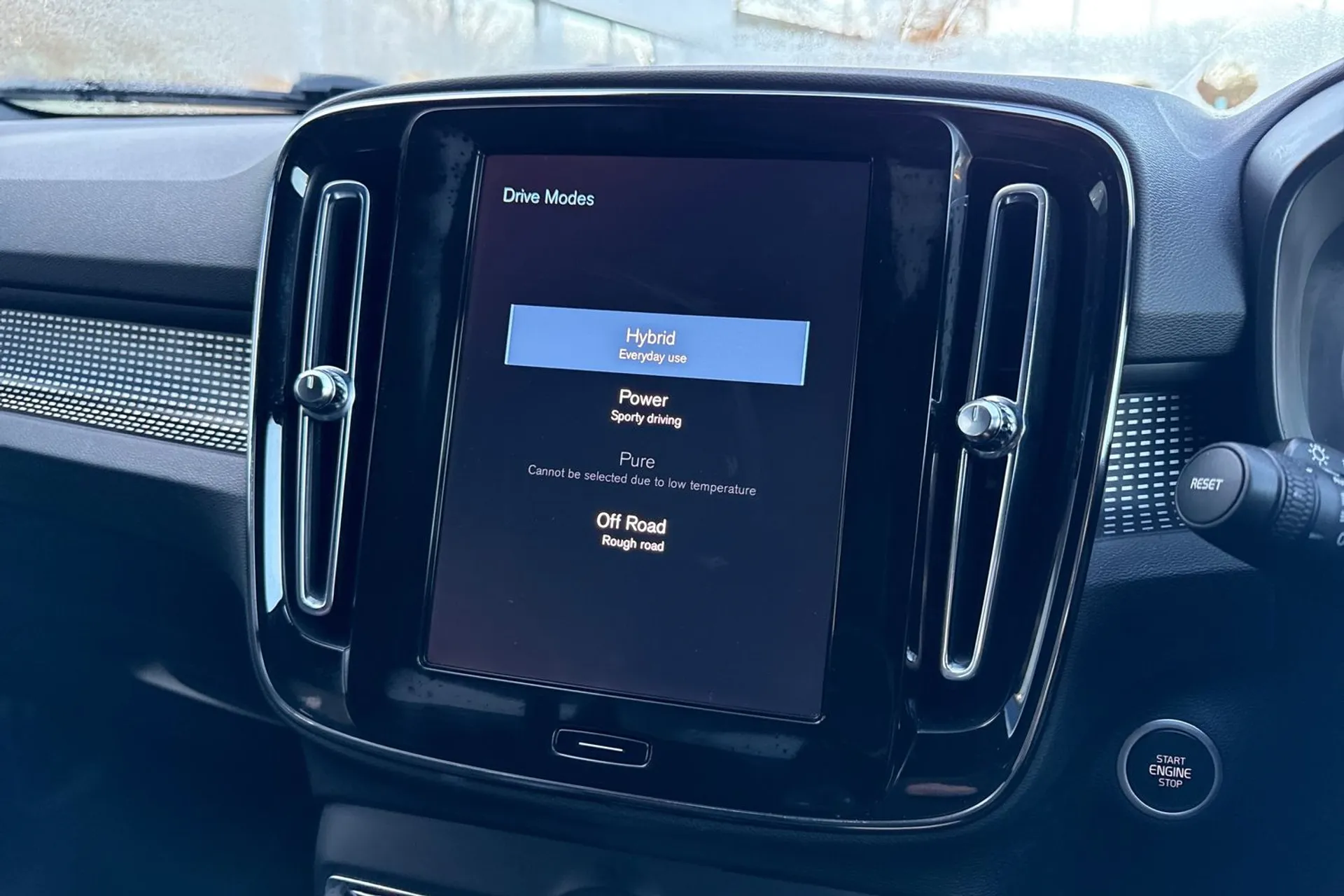 Volvo XC40 thumbnail image number 37